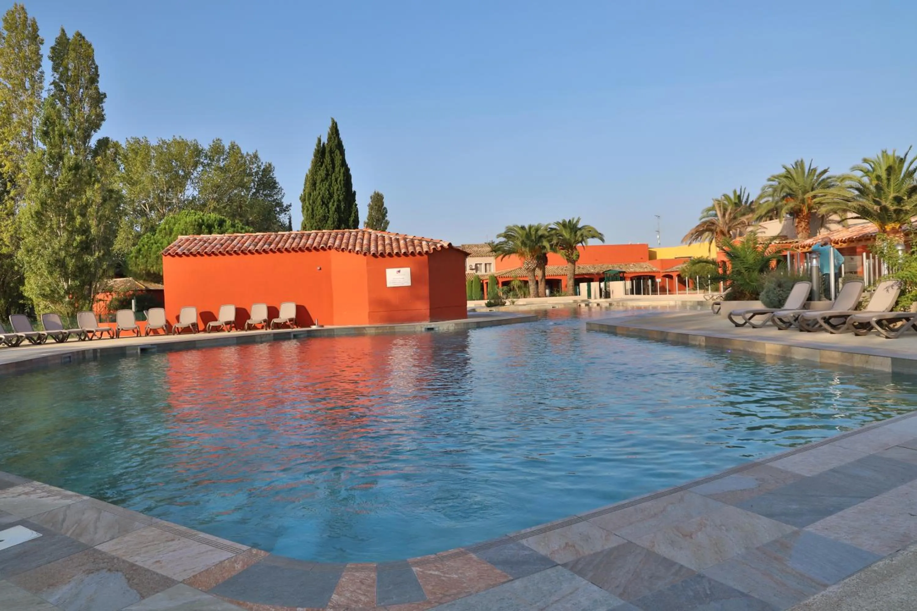 Swimming pool in SOWELL Family Les Amandiers