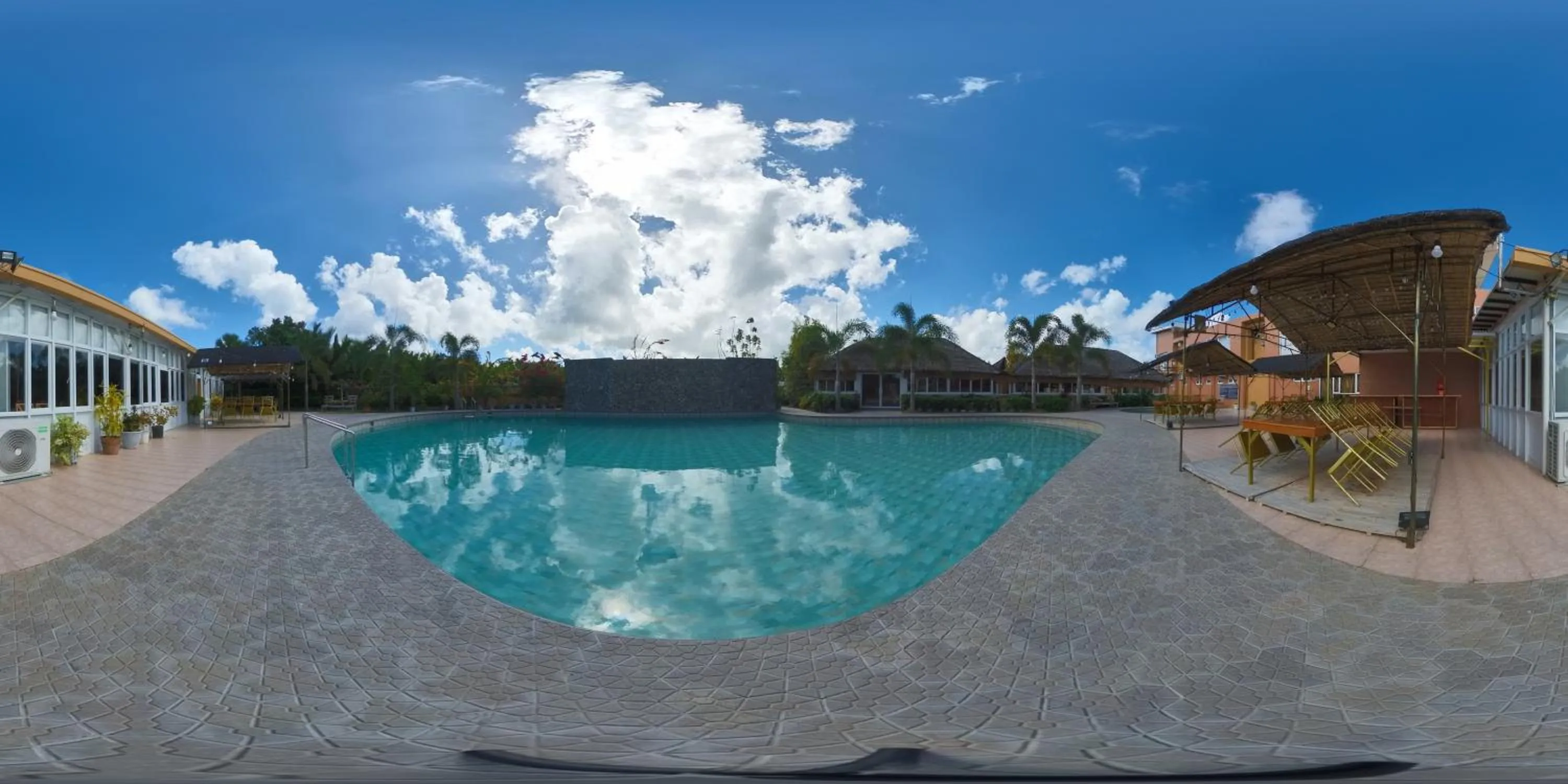 Swimming pool in Alunsina Hotel and Spa