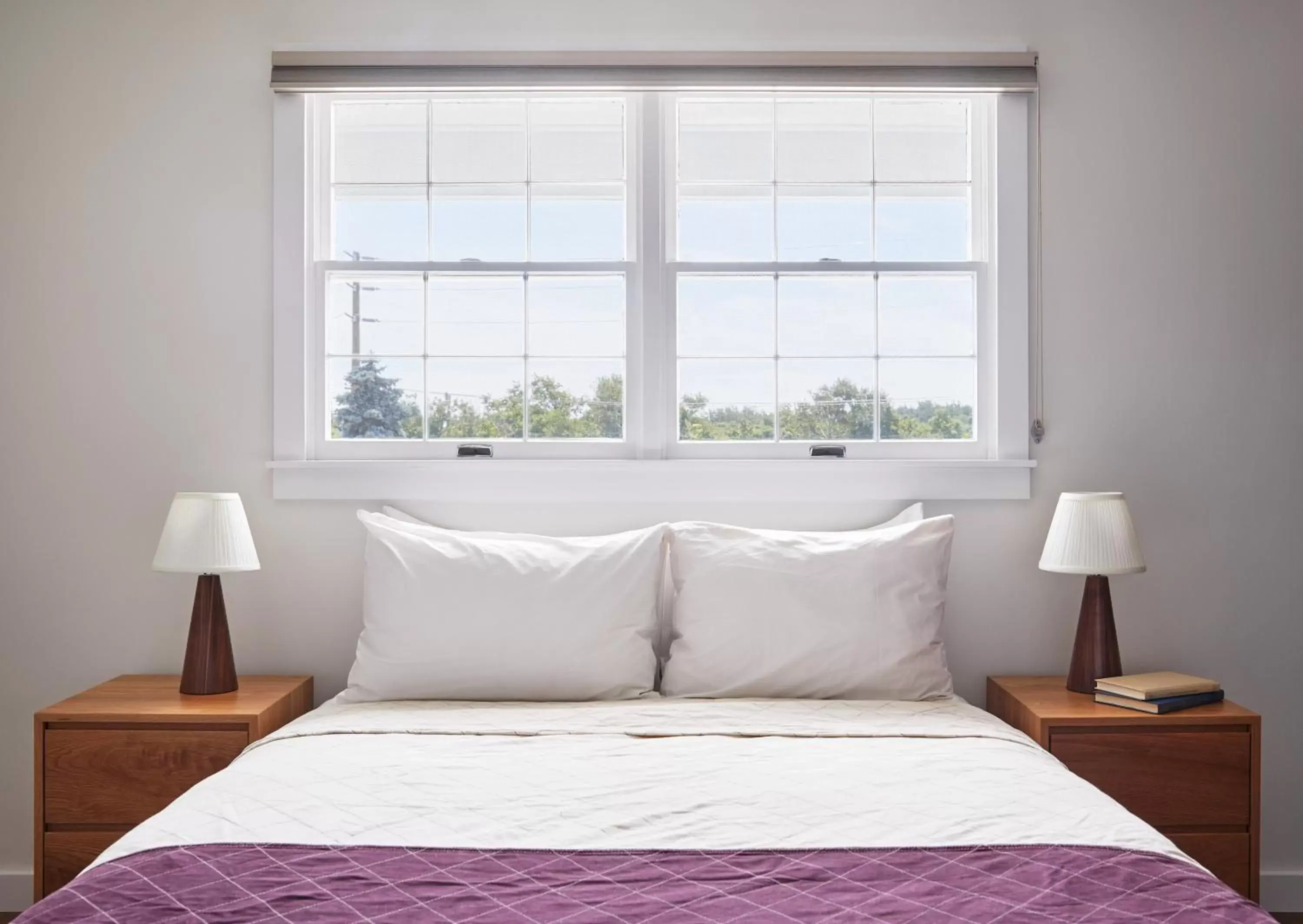 Standard Queen Room in Sound View Greenport Standard Queen Room in Sound View Greenport