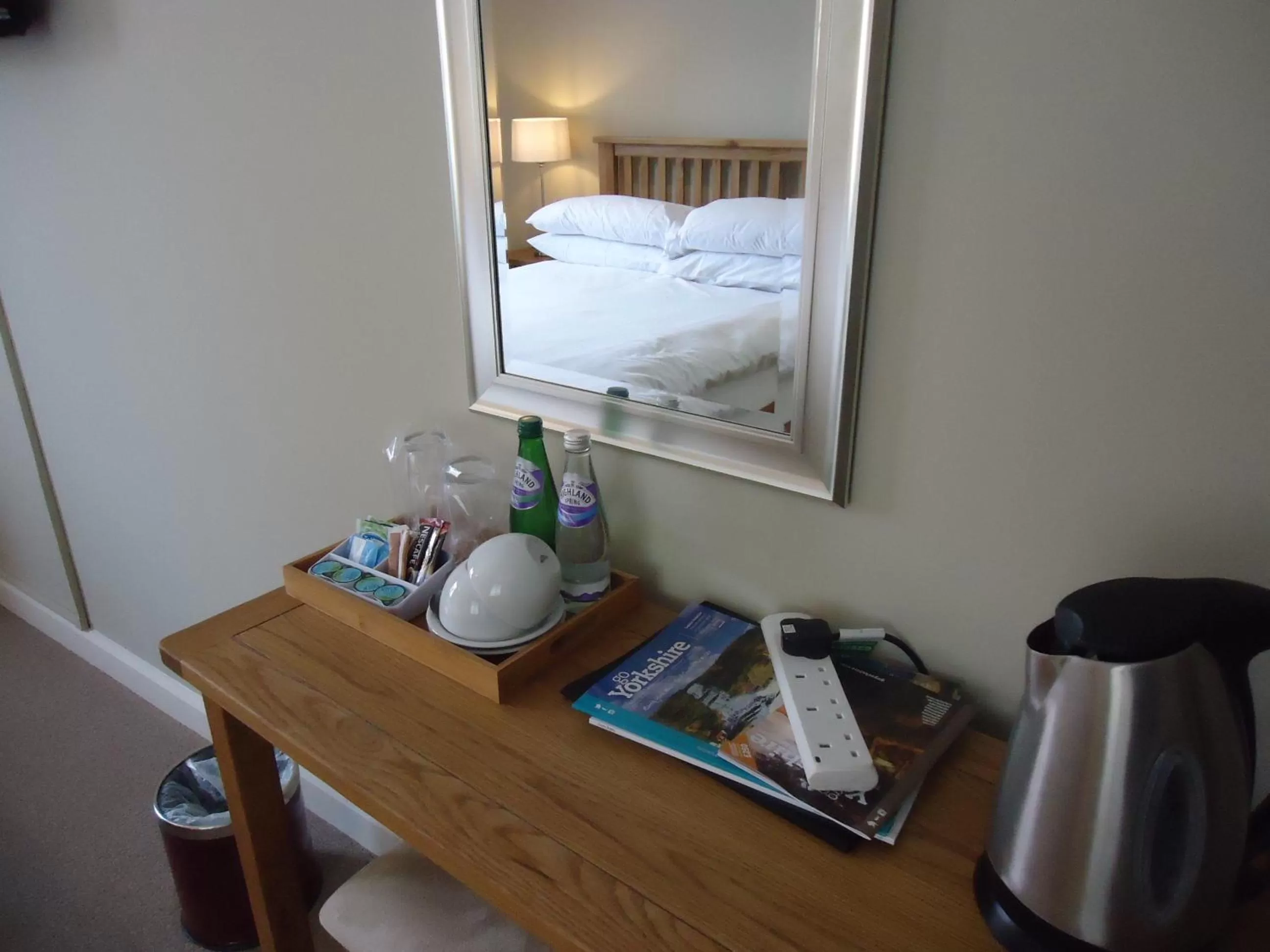 Coffee/Tea Facilities in Royal Oak Hotel