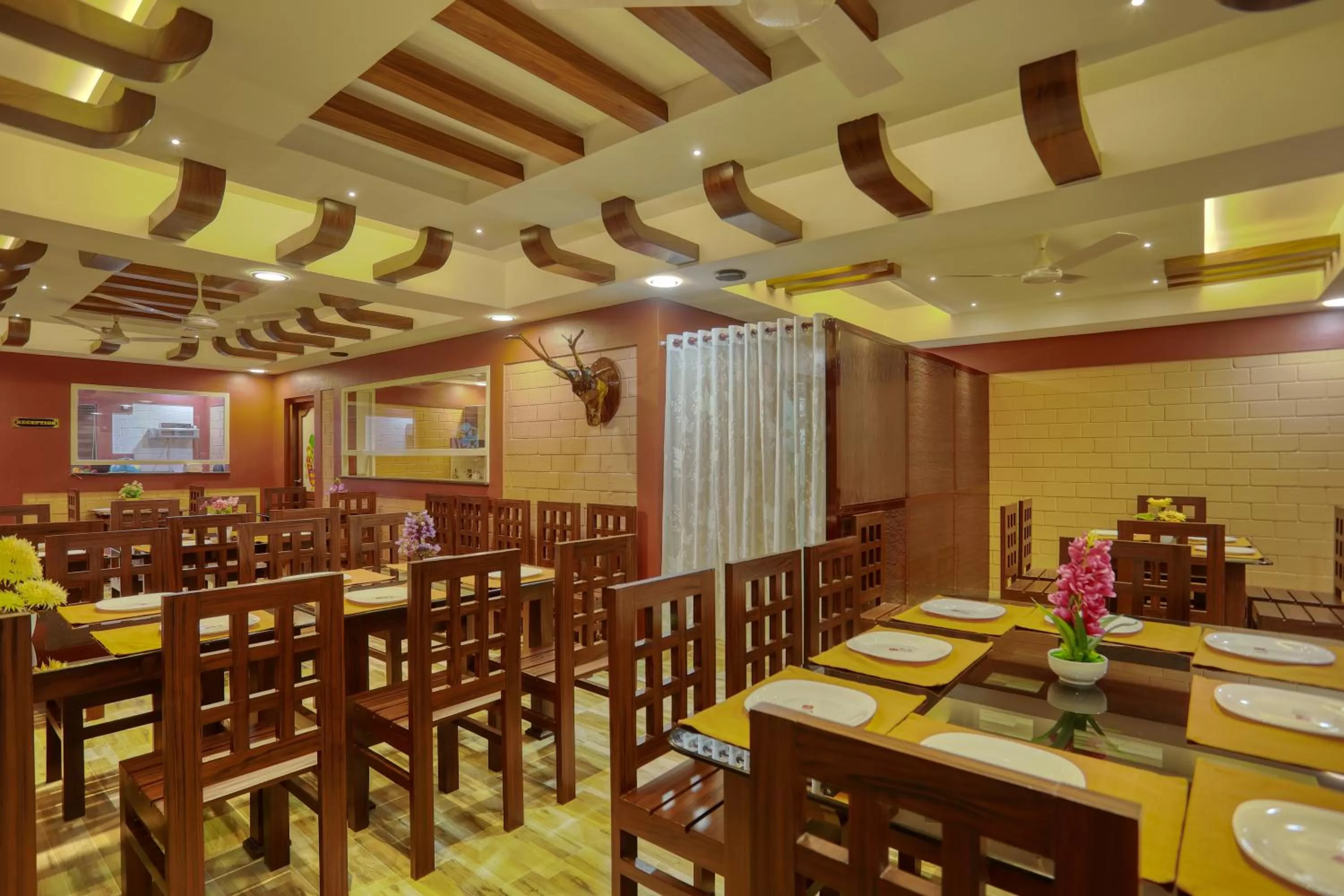 Restaurant/places to eat in LEISURE VALLEY BEACH RESORT
