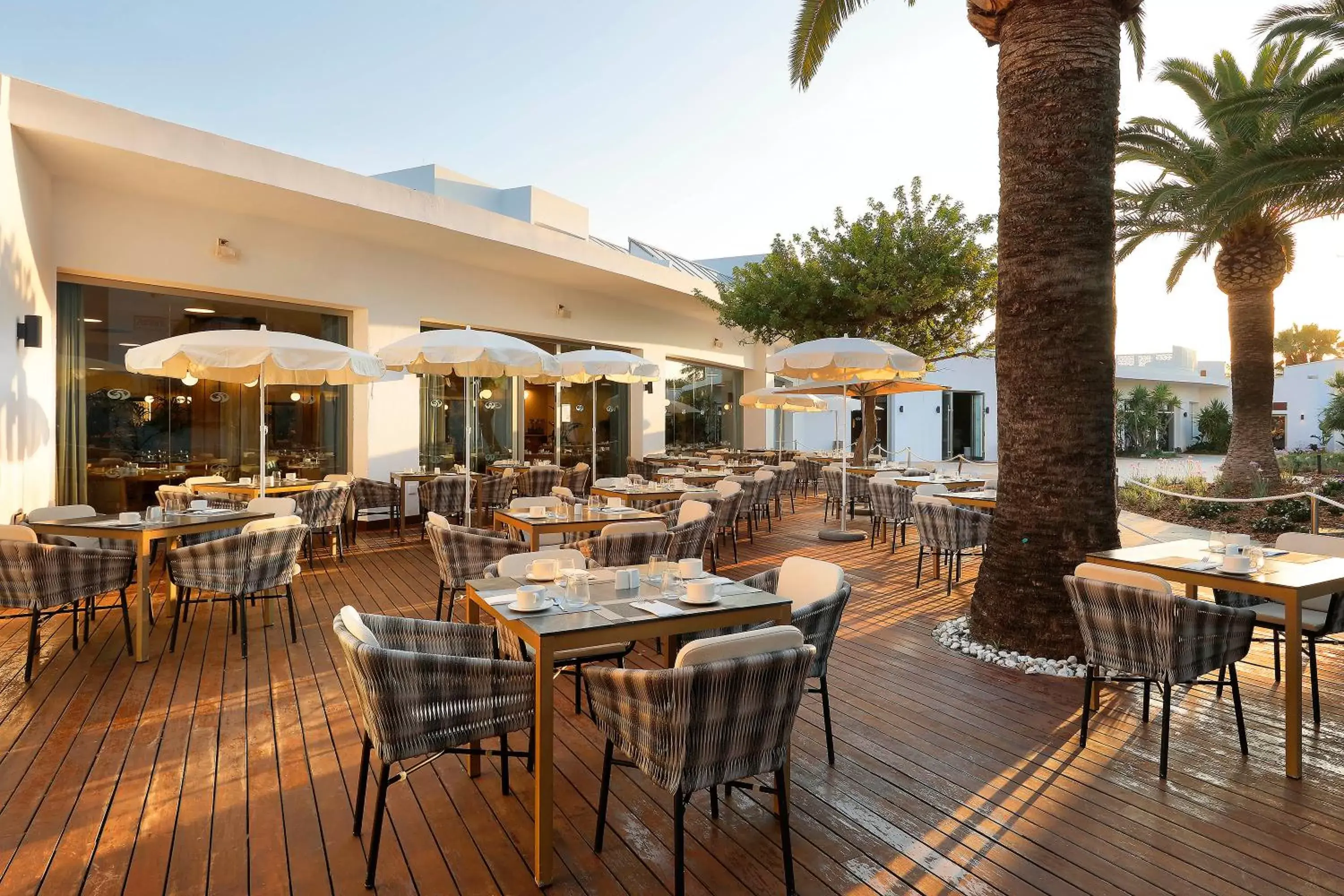 Lounge or bar, Restaurant/Places to Eat in Grand Palladium Palace Ibiza Resort & Spa- All Inclusive