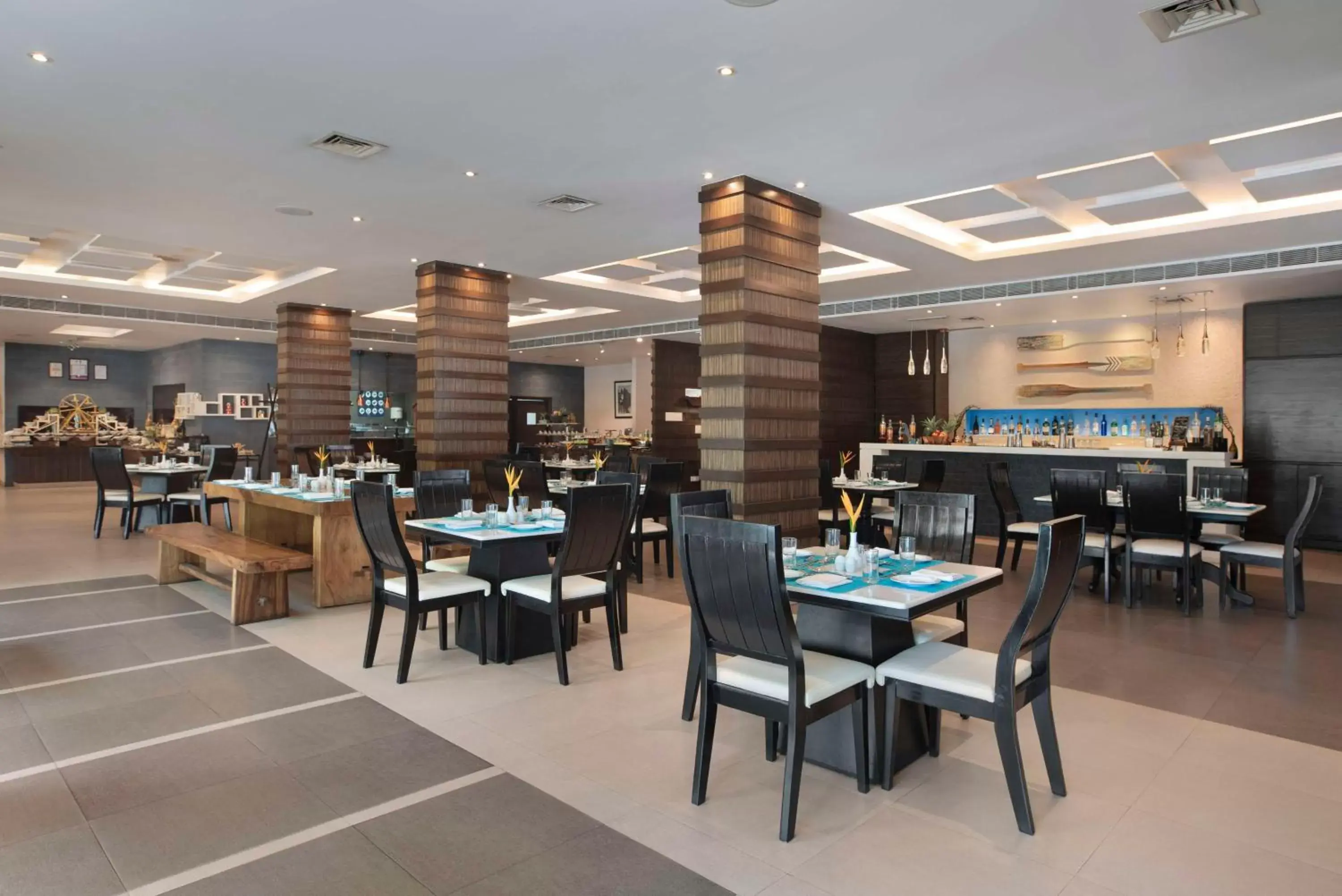 Restaurant/Places to Eat in Radisson Blu Resort, Goa