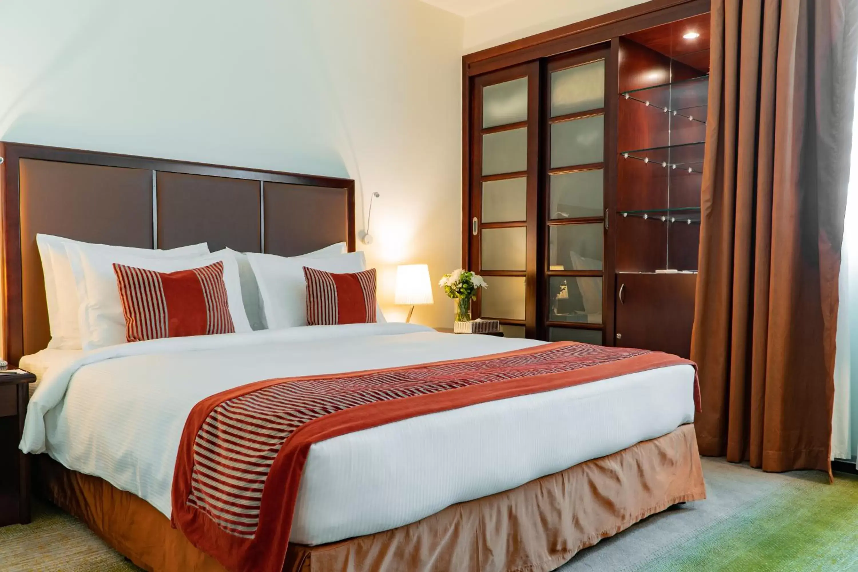 Bed in Al Ain Palace Hotel Abu Dhabi