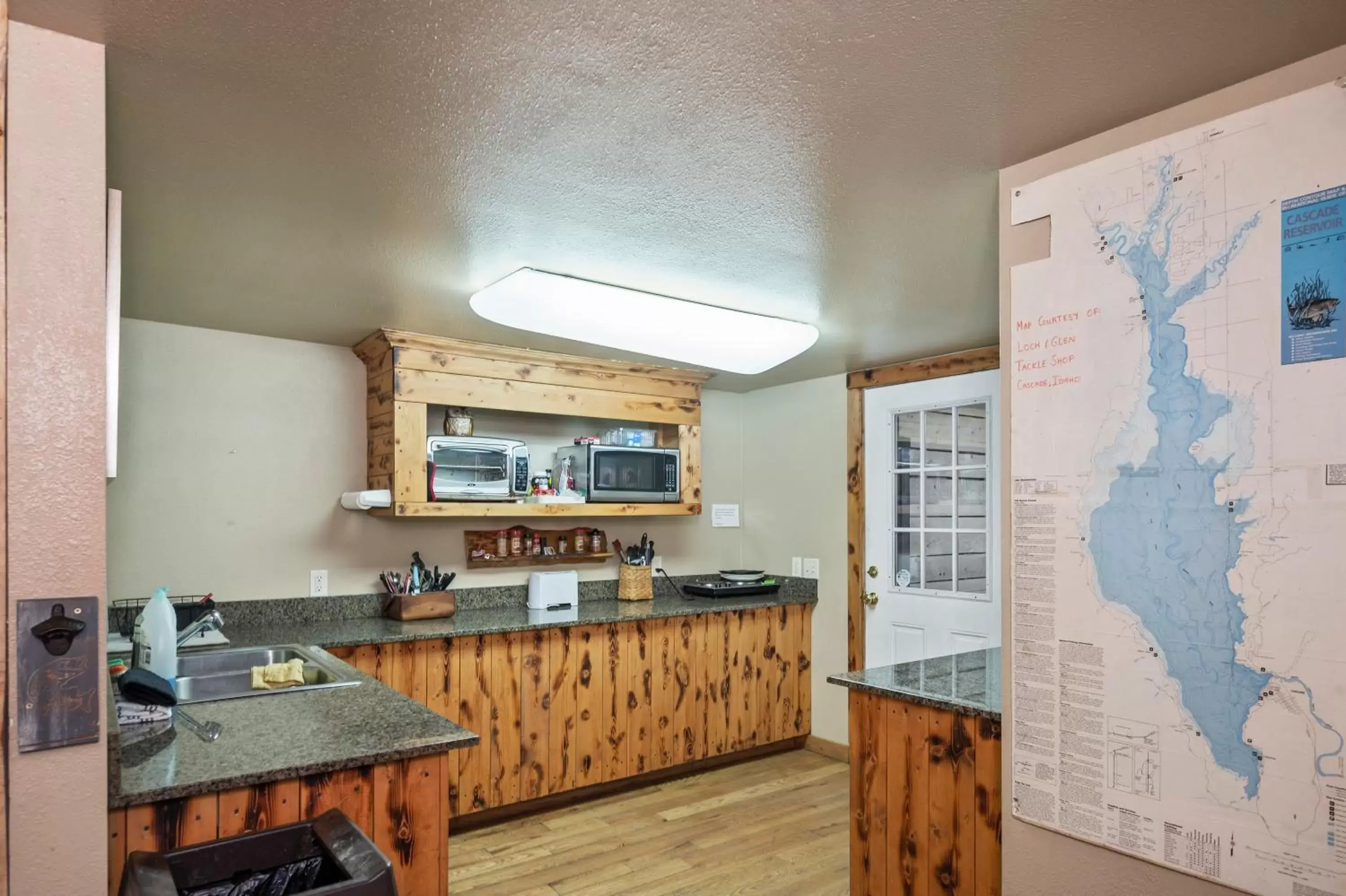 Kitchen/Kitchenette in Birch Glen Lodge