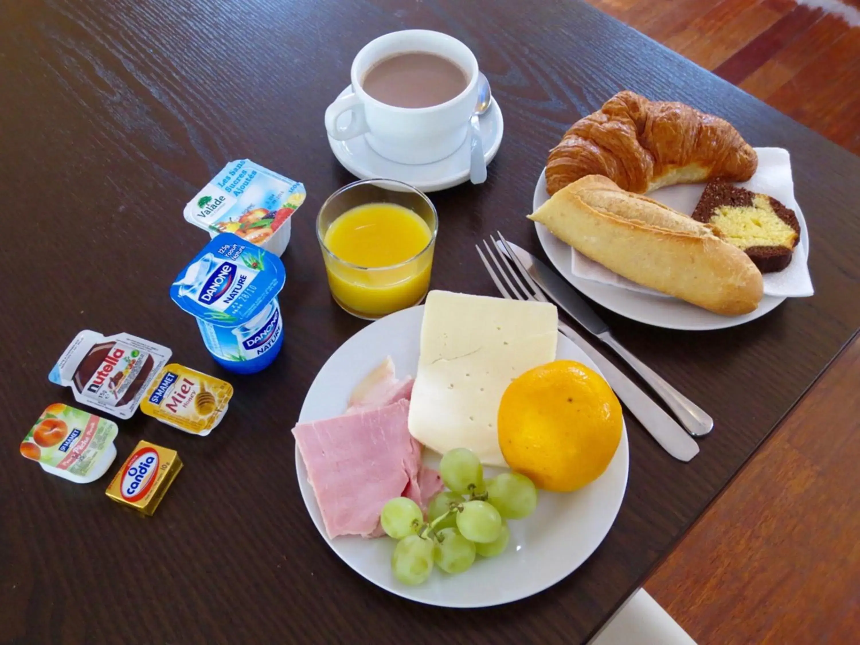 Restaurant/places to eat, Breakfast in Hotel Résidence Anglet Biarritz-Parme