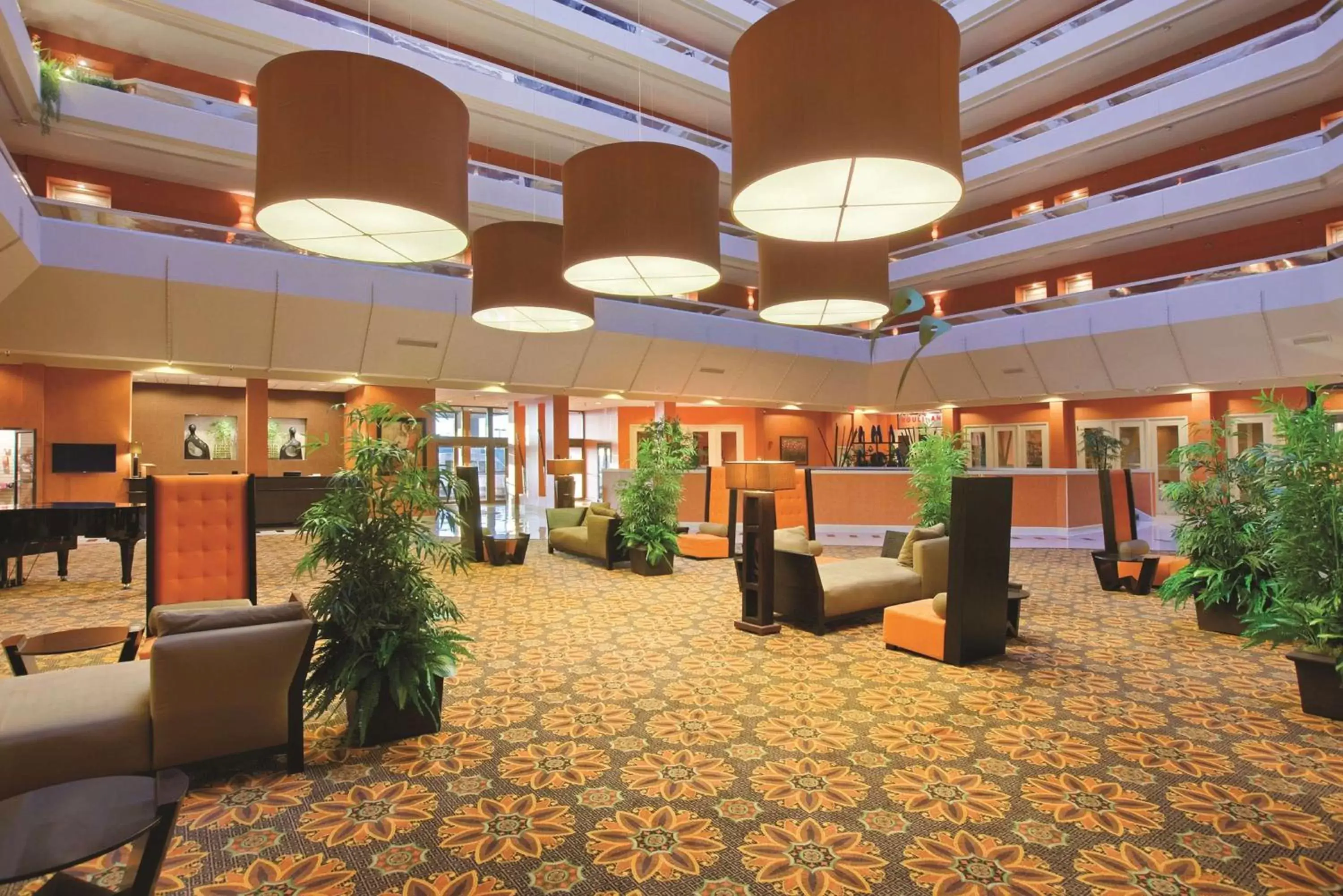 Lobby or reception in DoubleTree by Hilton Springfield