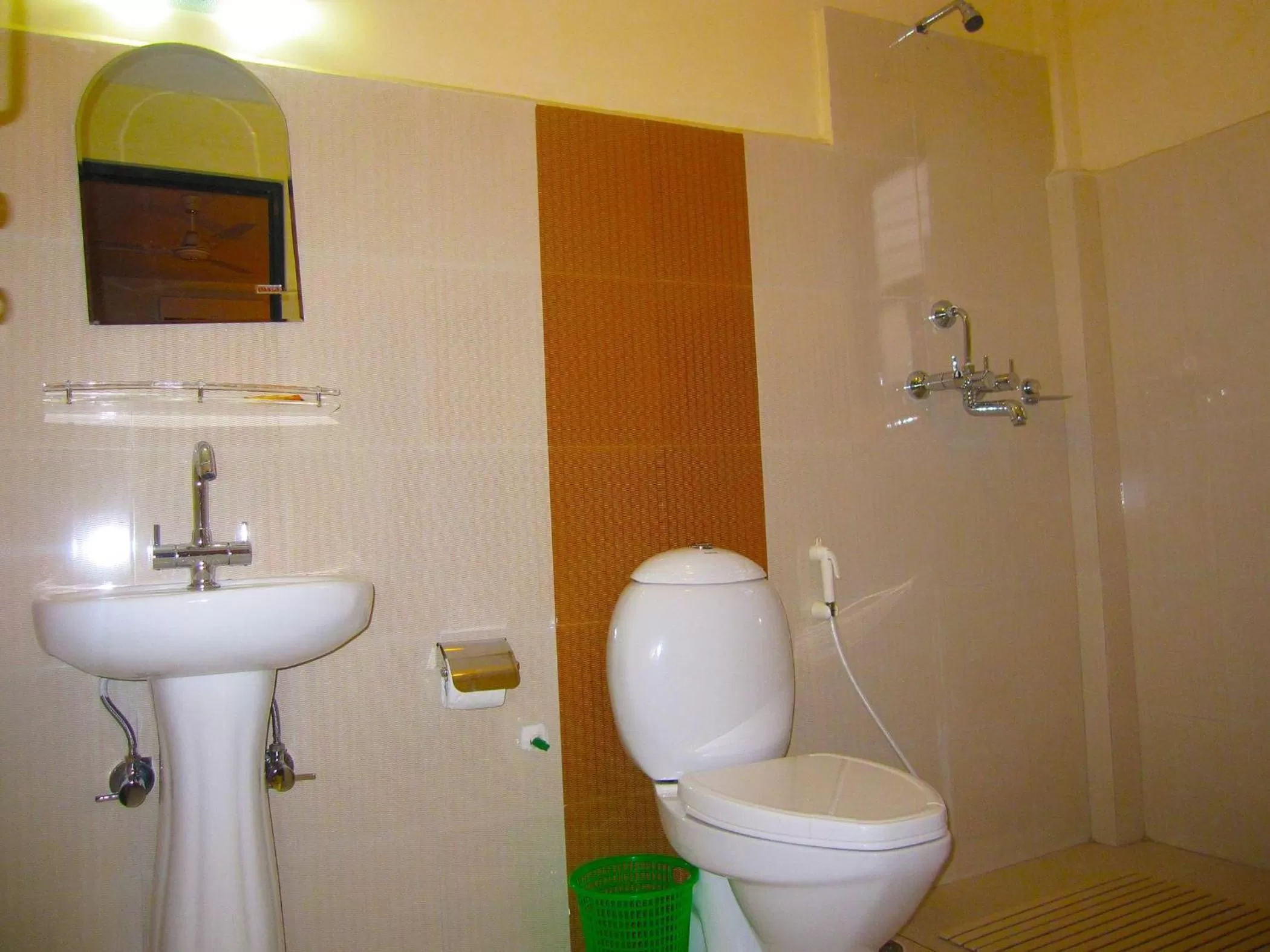 Bathroom in Hotel Orchid