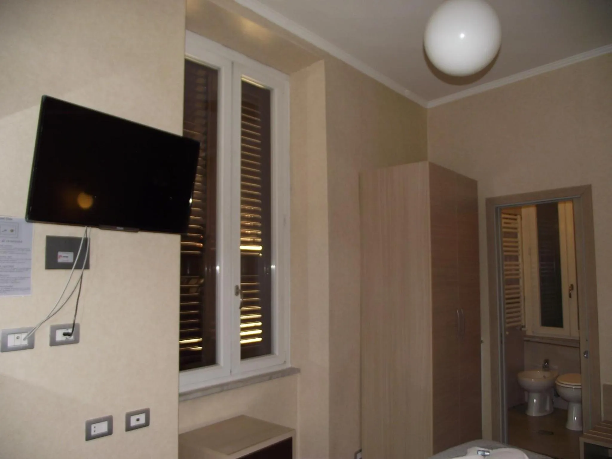 TV and multimedia in Hotel Elide