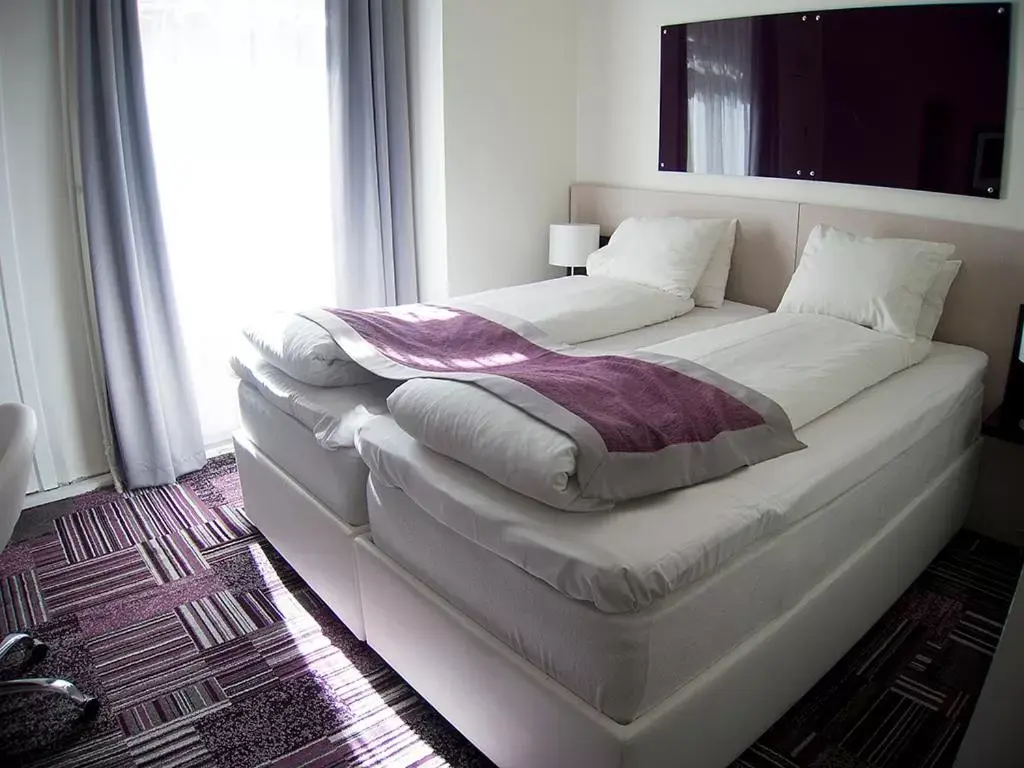 Bed in Ibis Styles Stockholm Odenplan