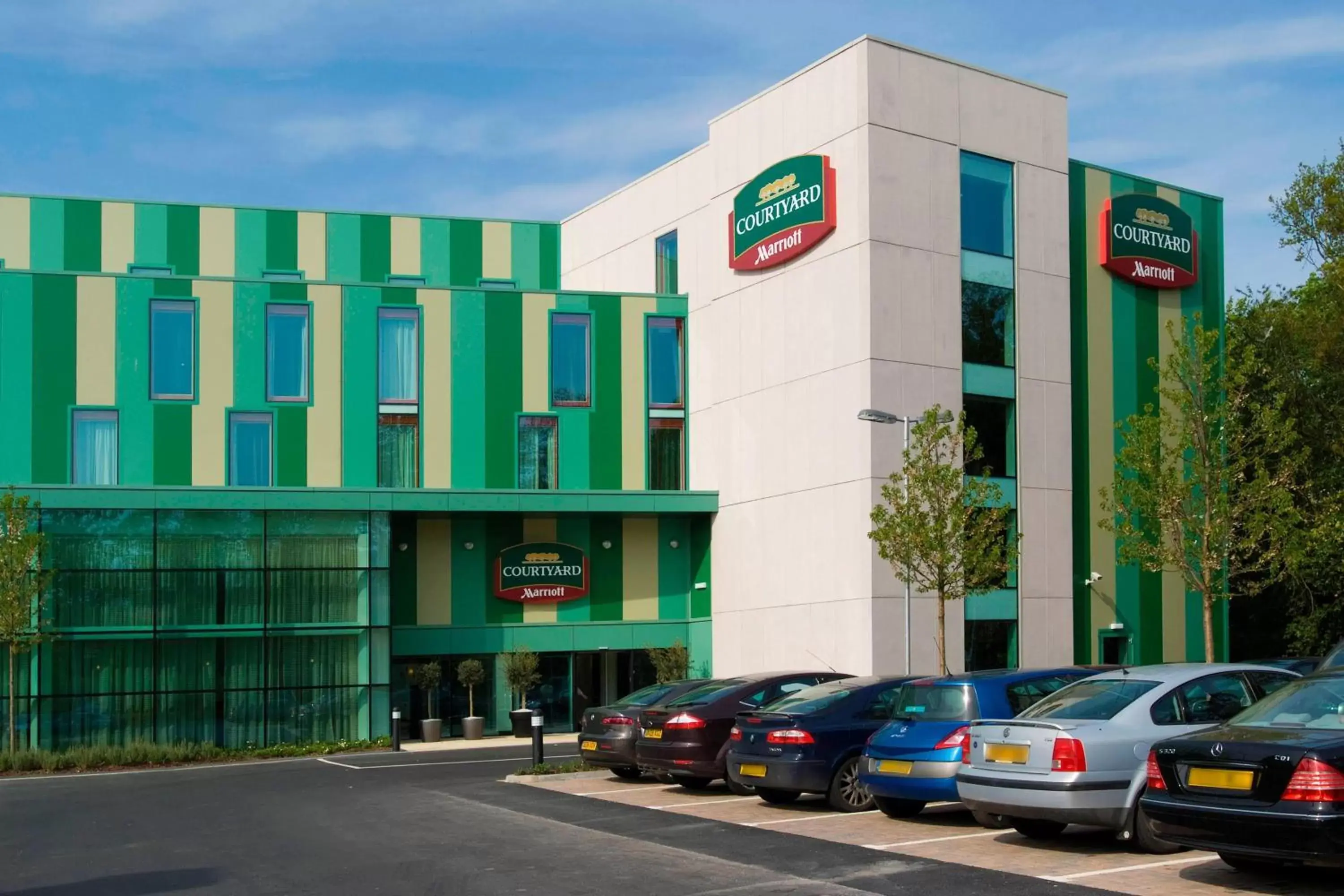 Property Building in Courtyard by Marriott London Gatwick Airport