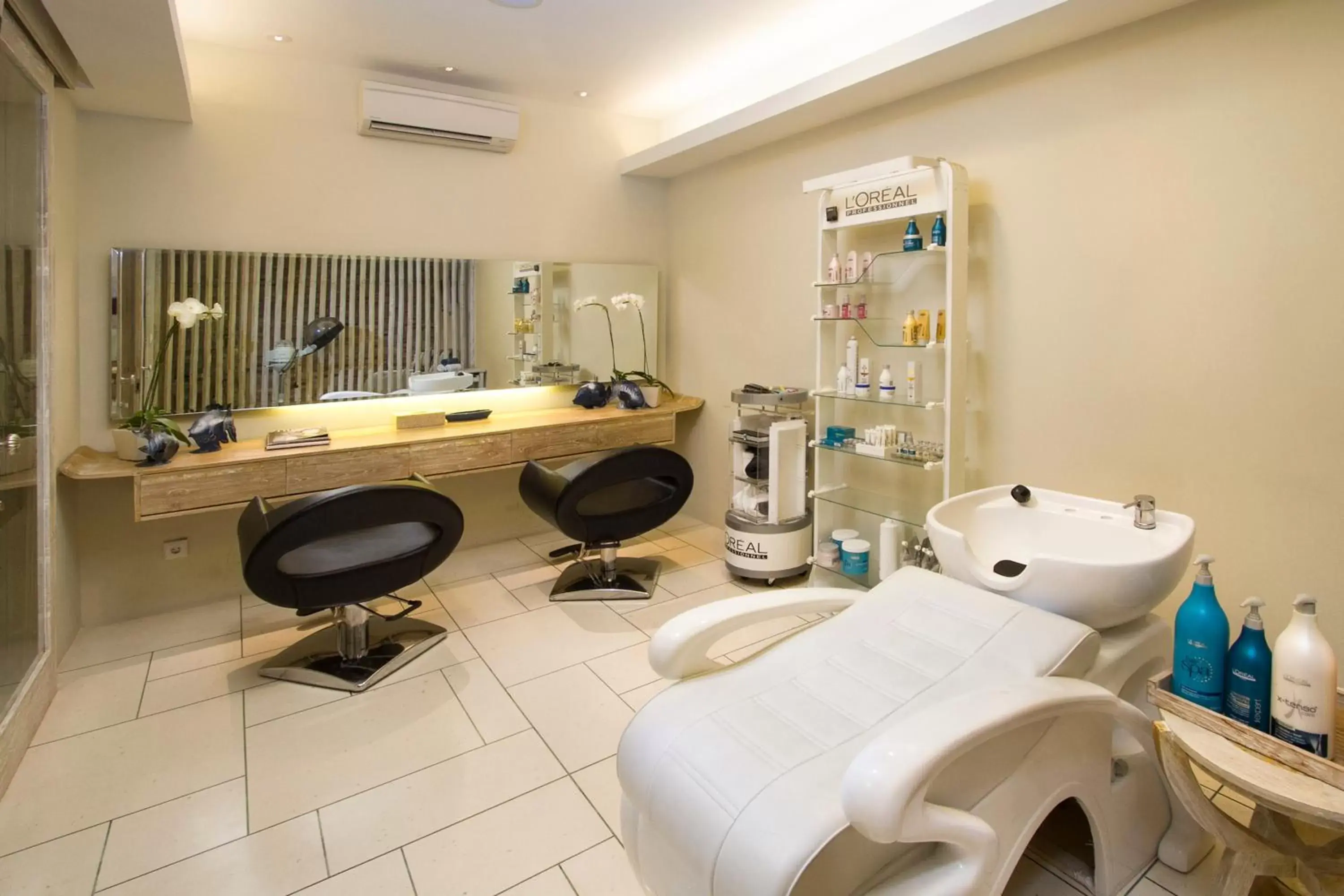 Spa and wellness centre/facilities, Bathroom in Kuta Seaview Boutique Resort