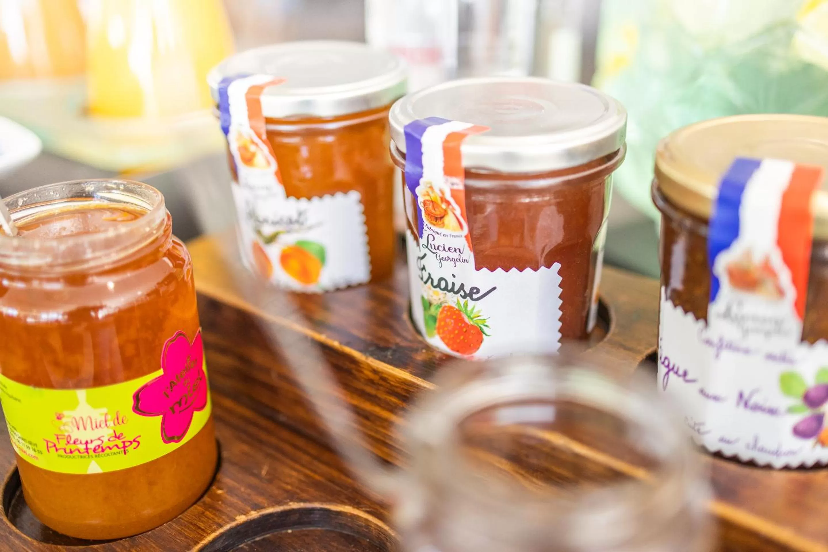 Breakfast in Best Western Hotel Le Bordeaux Sud