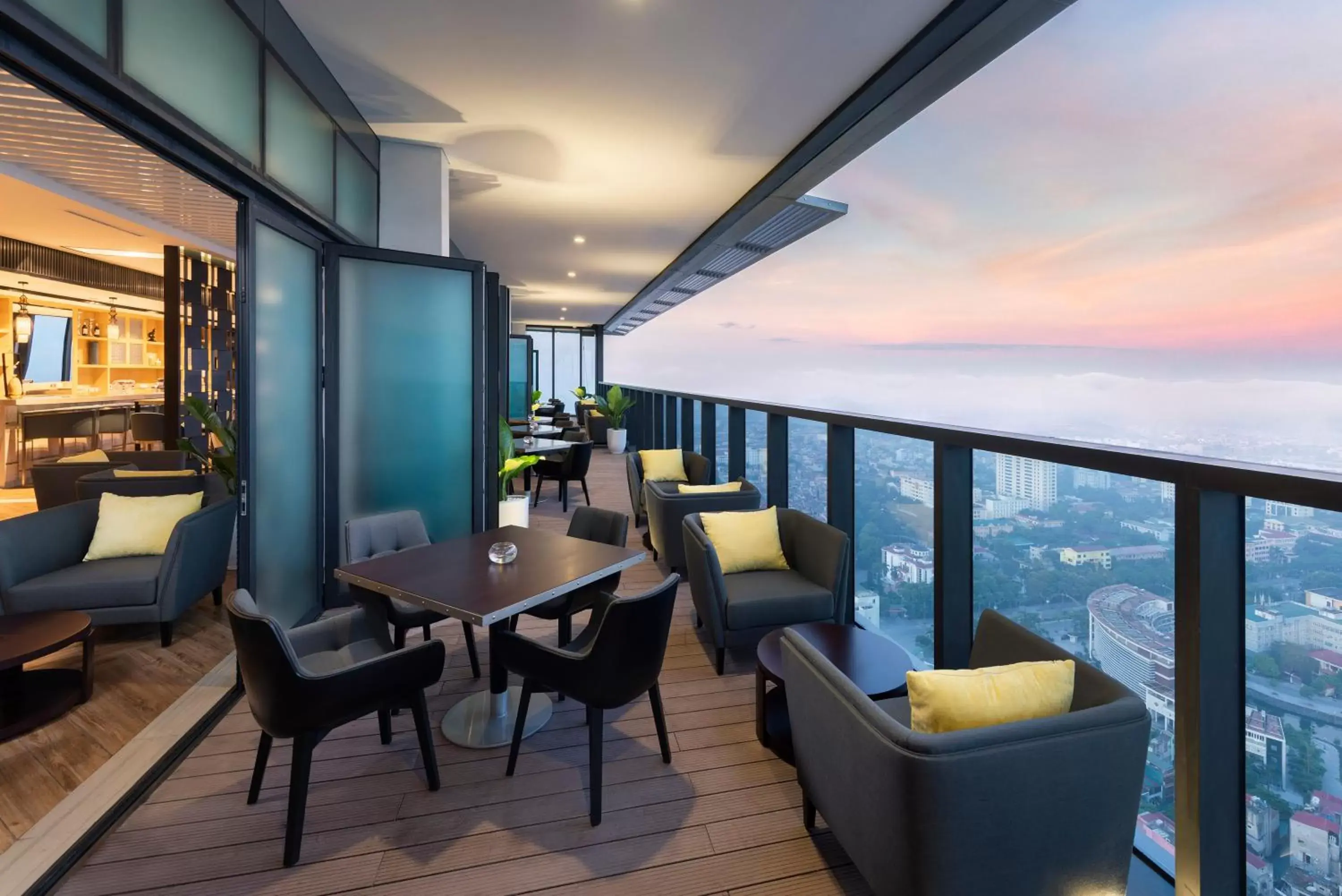 Balcony/Terrace in Melia Vinpearl Thanh Hoa