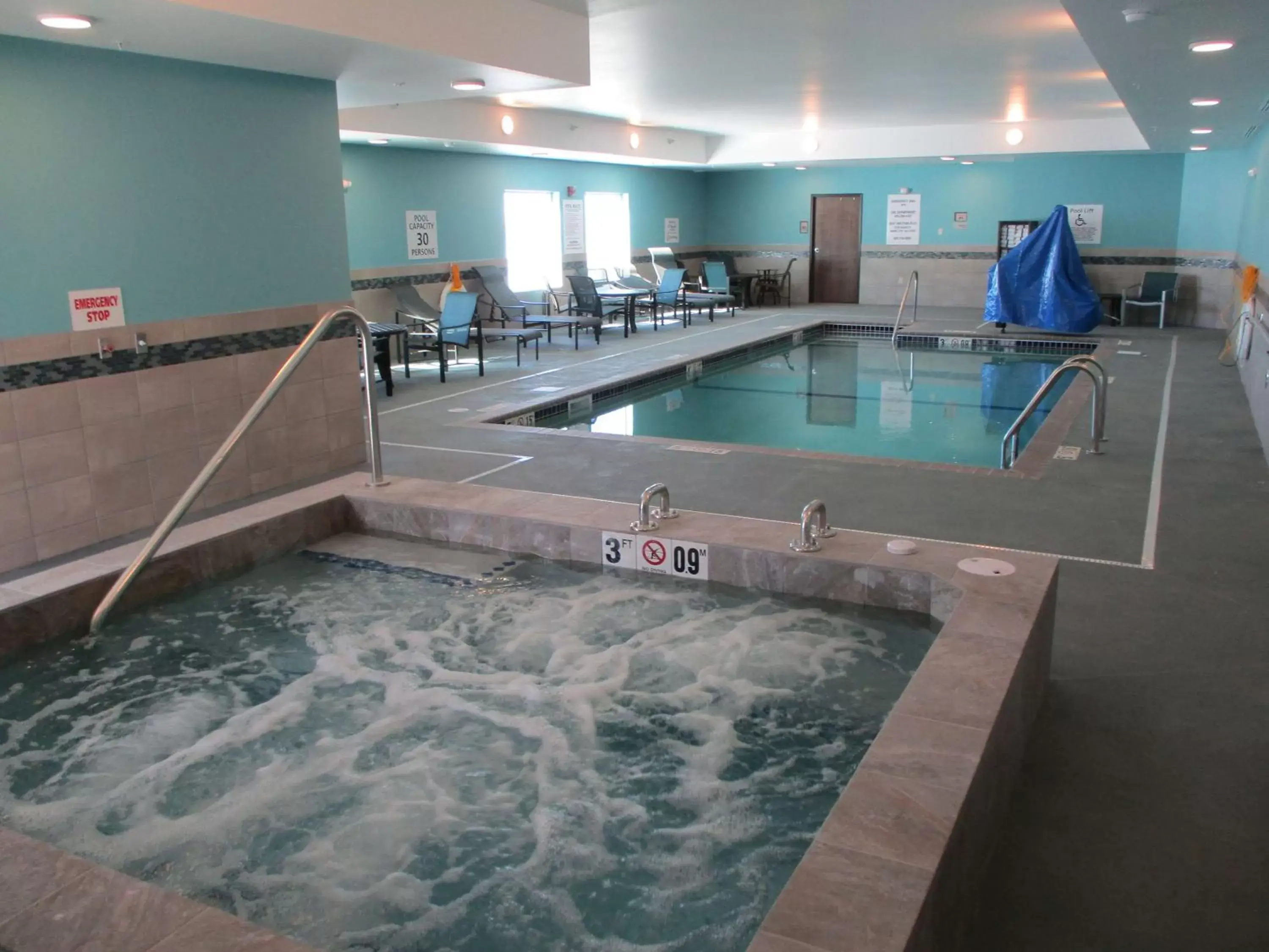 On site, Swimming Pool in Best Western Plus Rapid City Rushmore