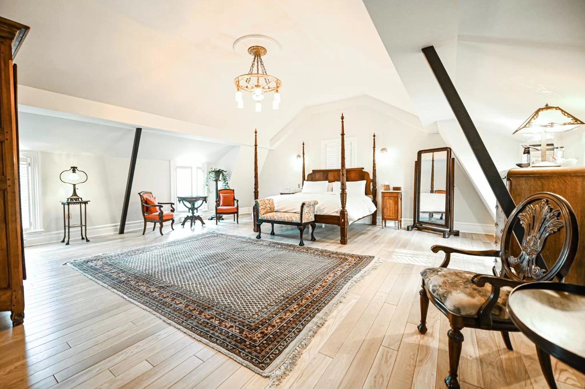 Bedroom in StoneHaven Le Manoir - Relais & Châteaux