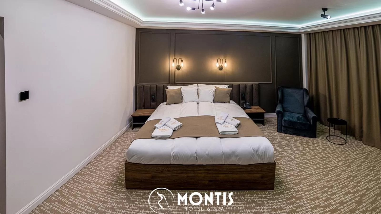Bedroom, Bed in Montis Hotel & Spa