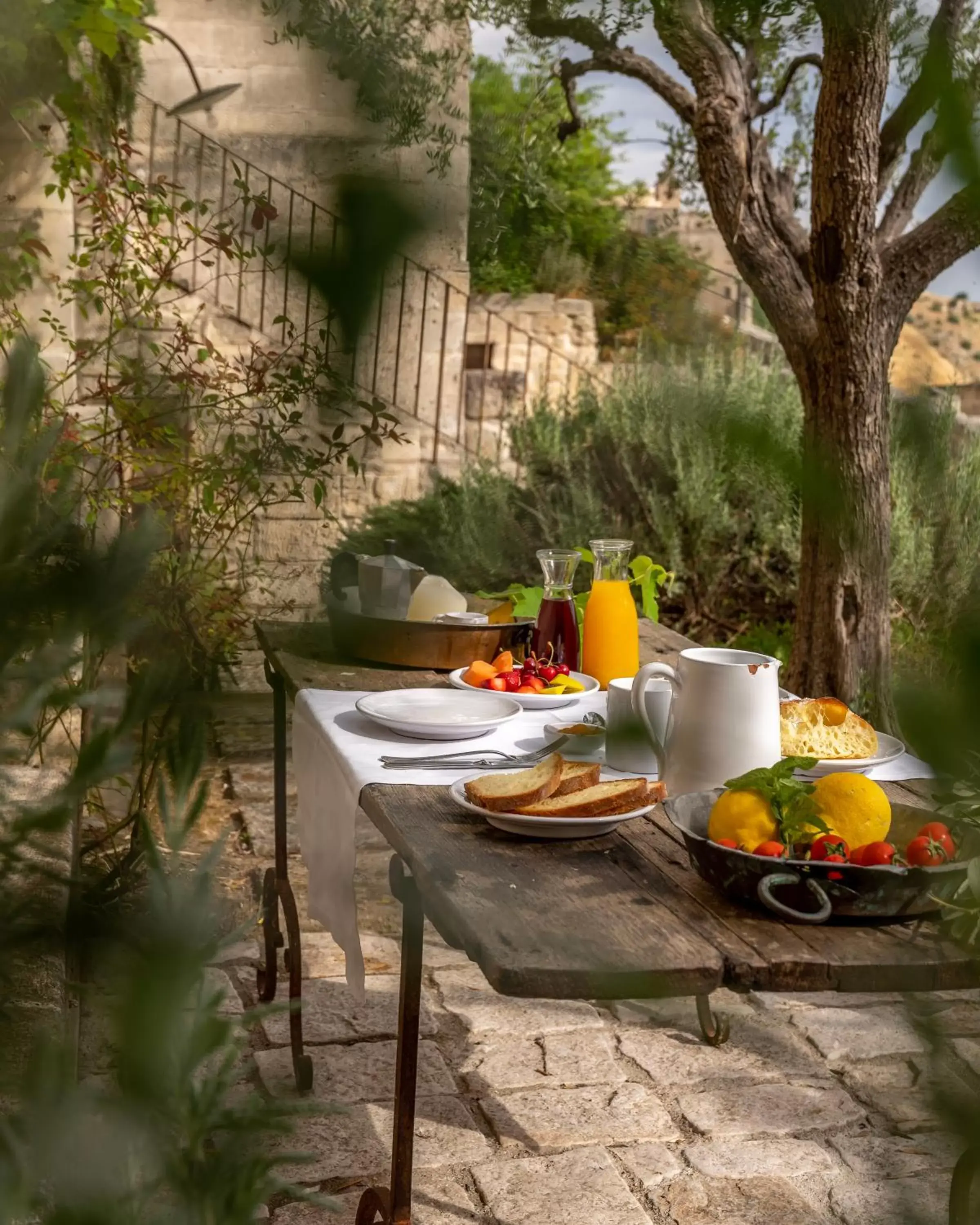 Garden in Sextantio Le Grotte Della Civita