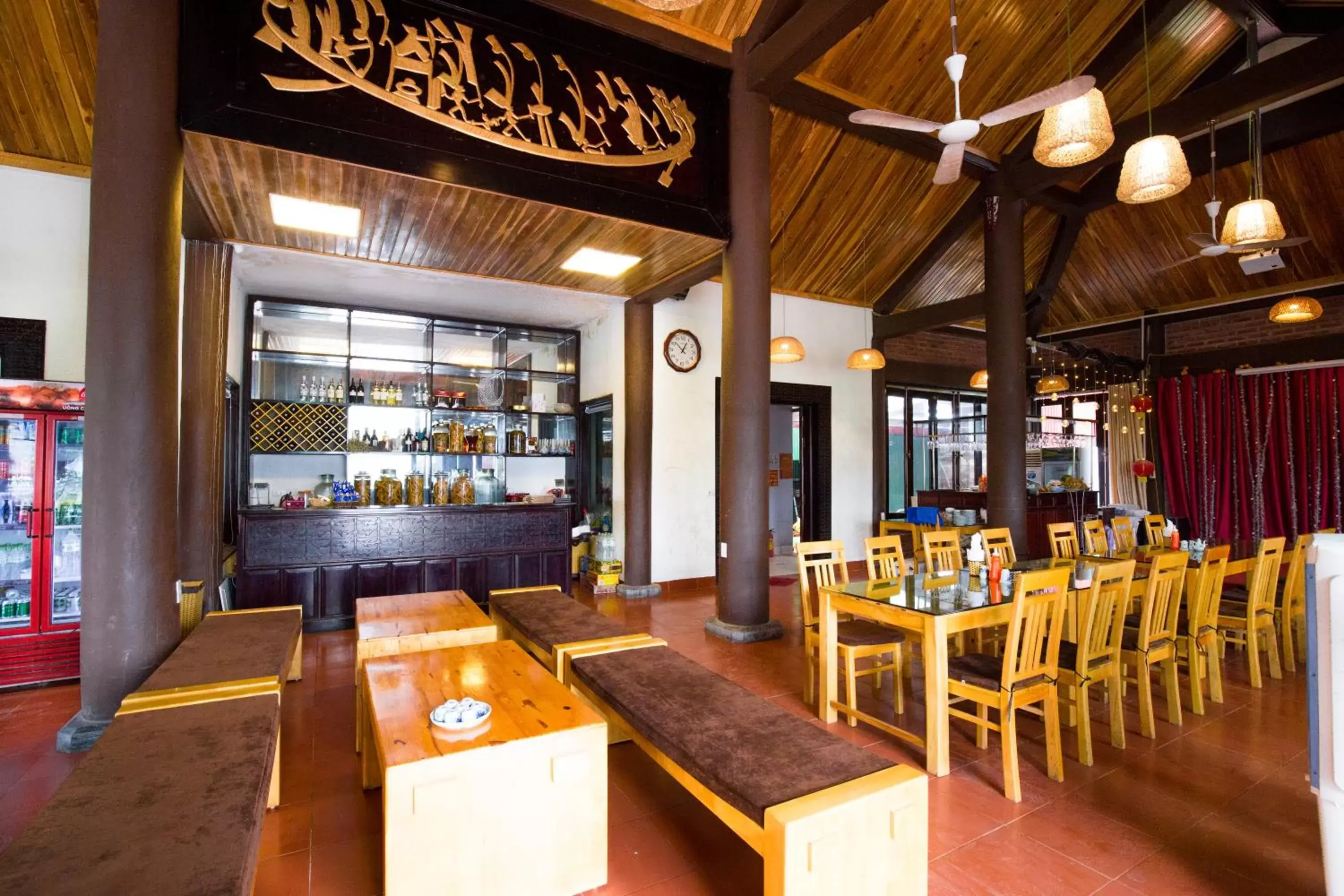 Restaurant/places to eat, Lounge/Bar in Mua Caves Ecolodge (Hang Mua)