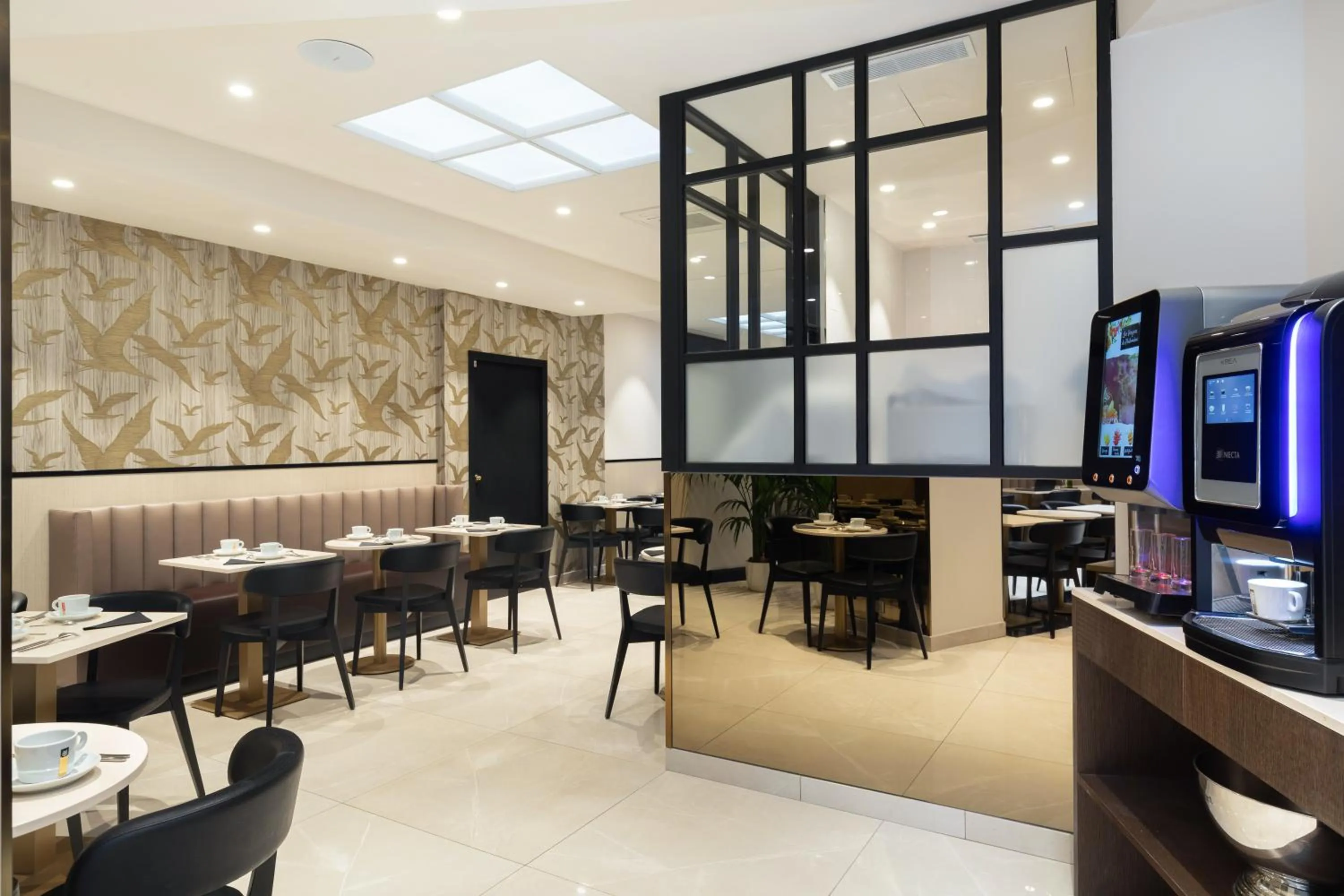 Restaurant/places to eat in Best Western Plus Hôtel Massena Nice