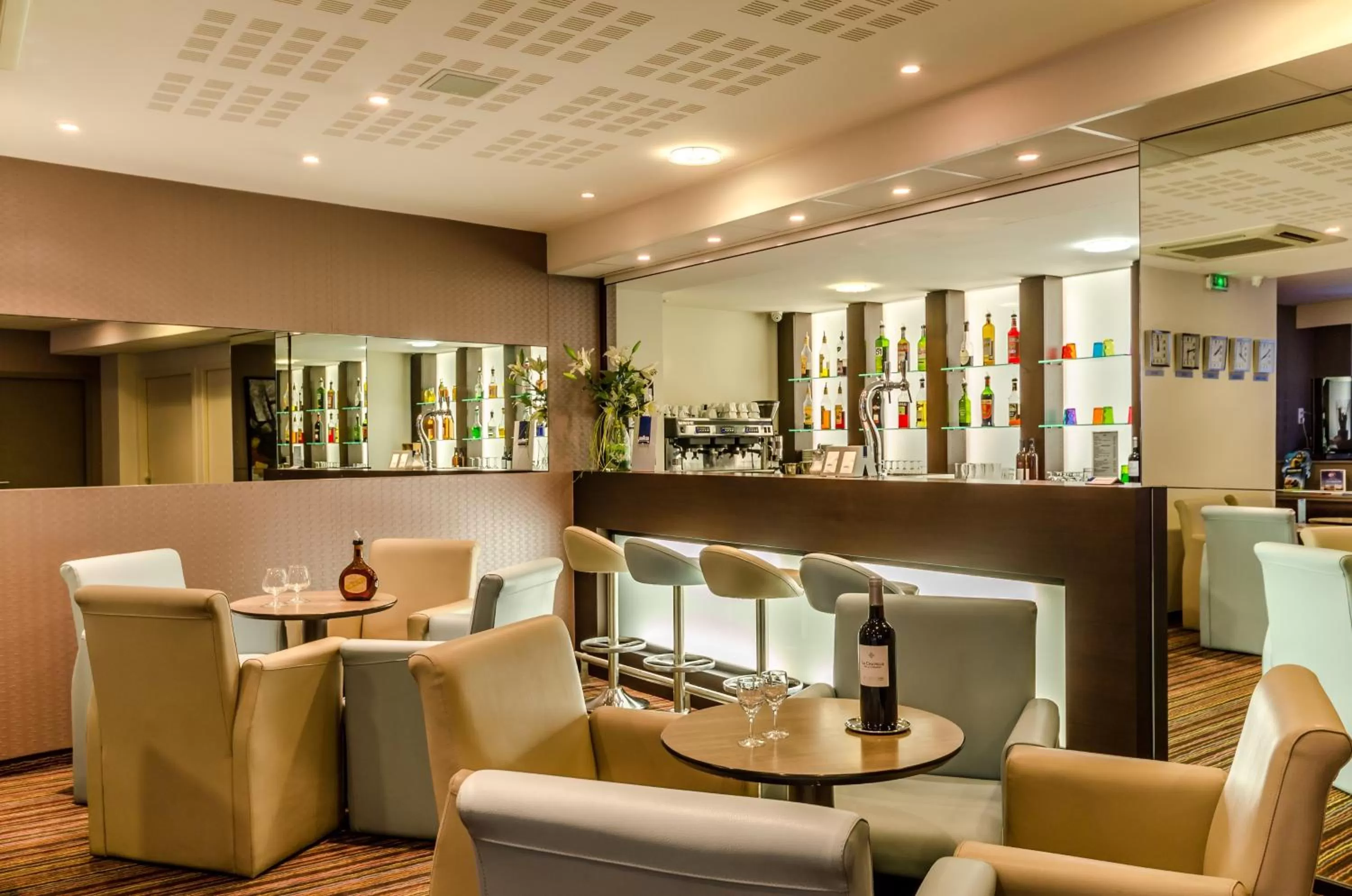 Lounge or bar in Helgon Hotel - Lourdes Pyrénées