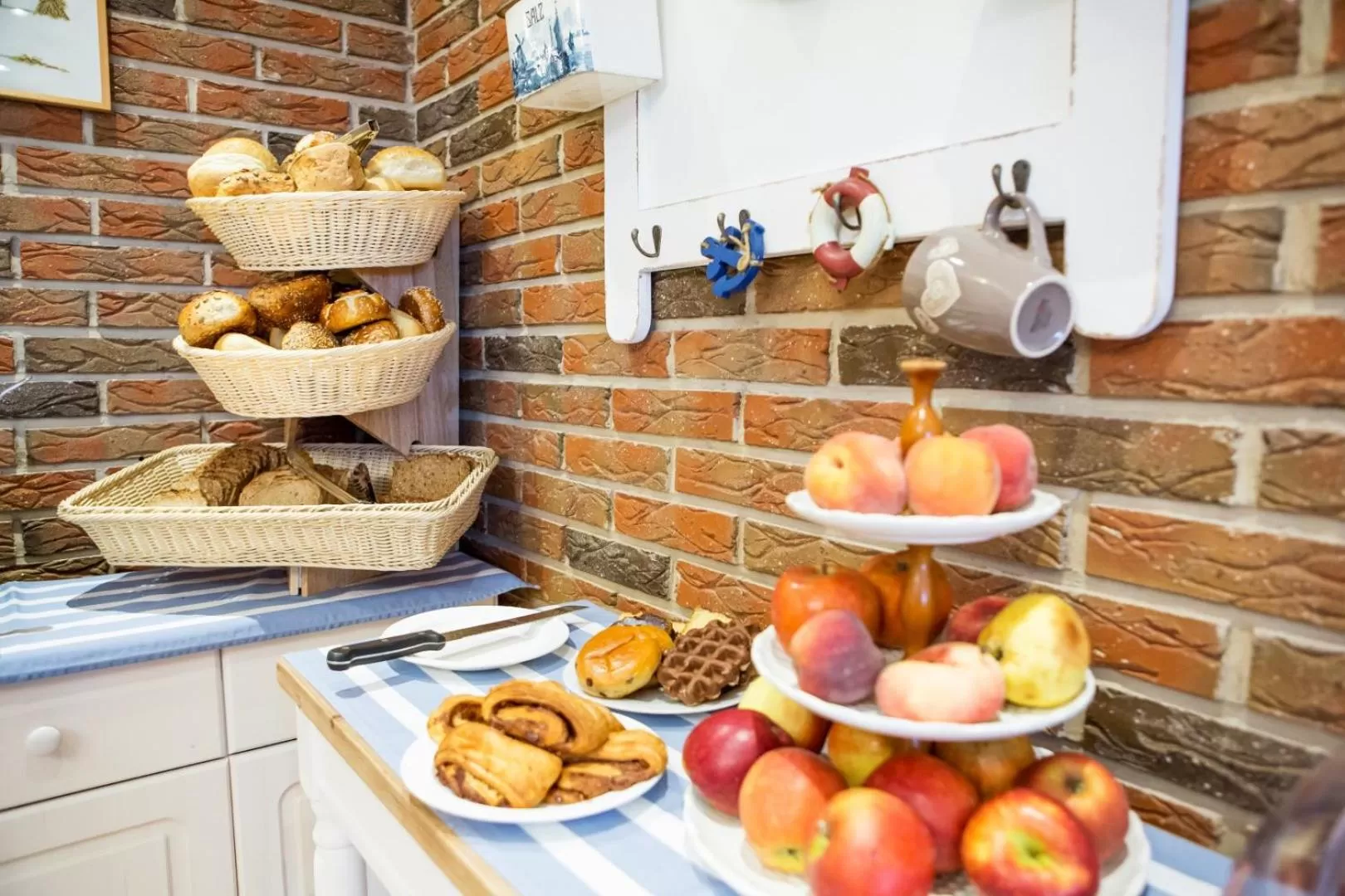 Buffet breakfast, Food in Hotel Das kleine Glück - Adults Only