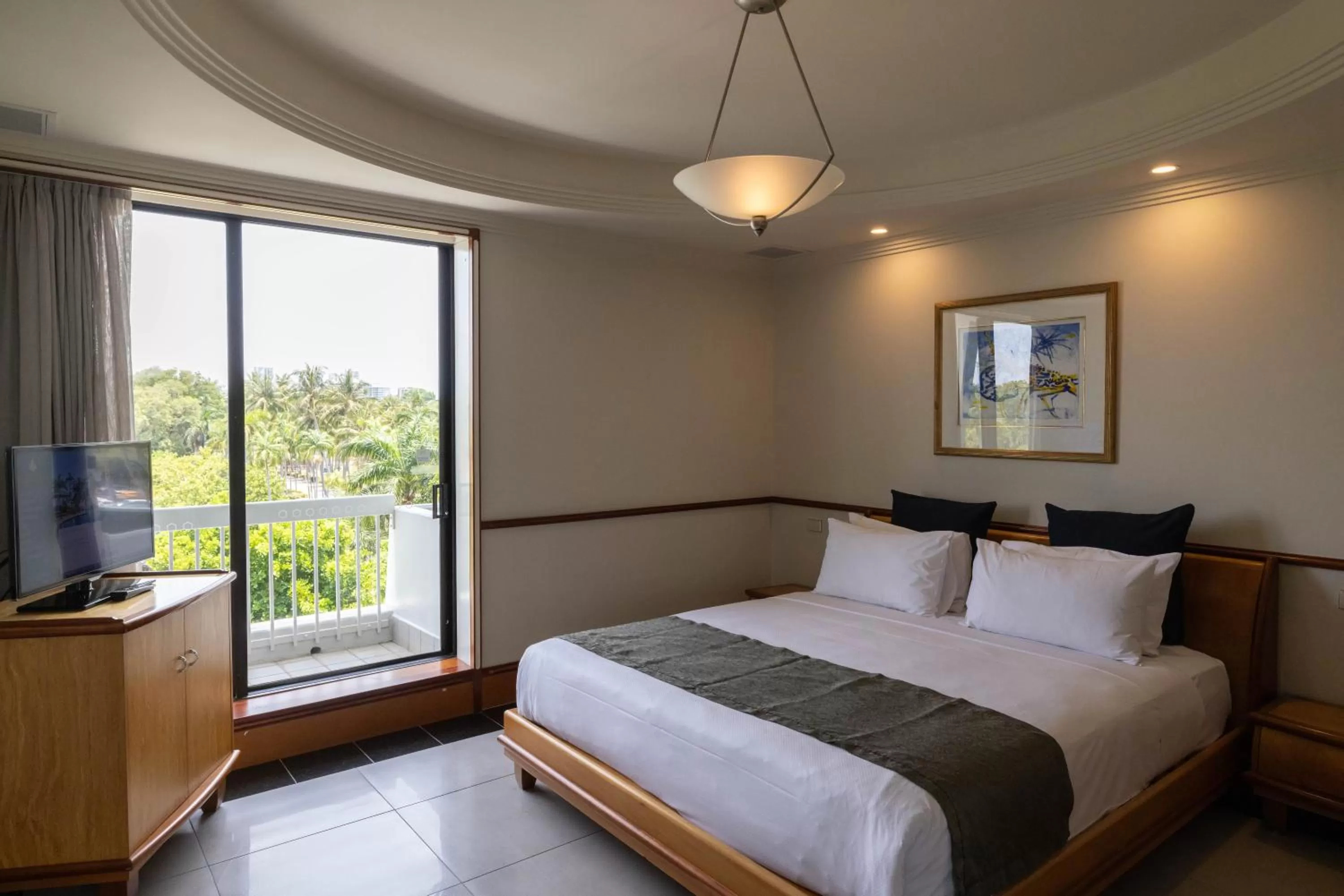 One-Bedroom Suite in Mindil Beach Casino Resort