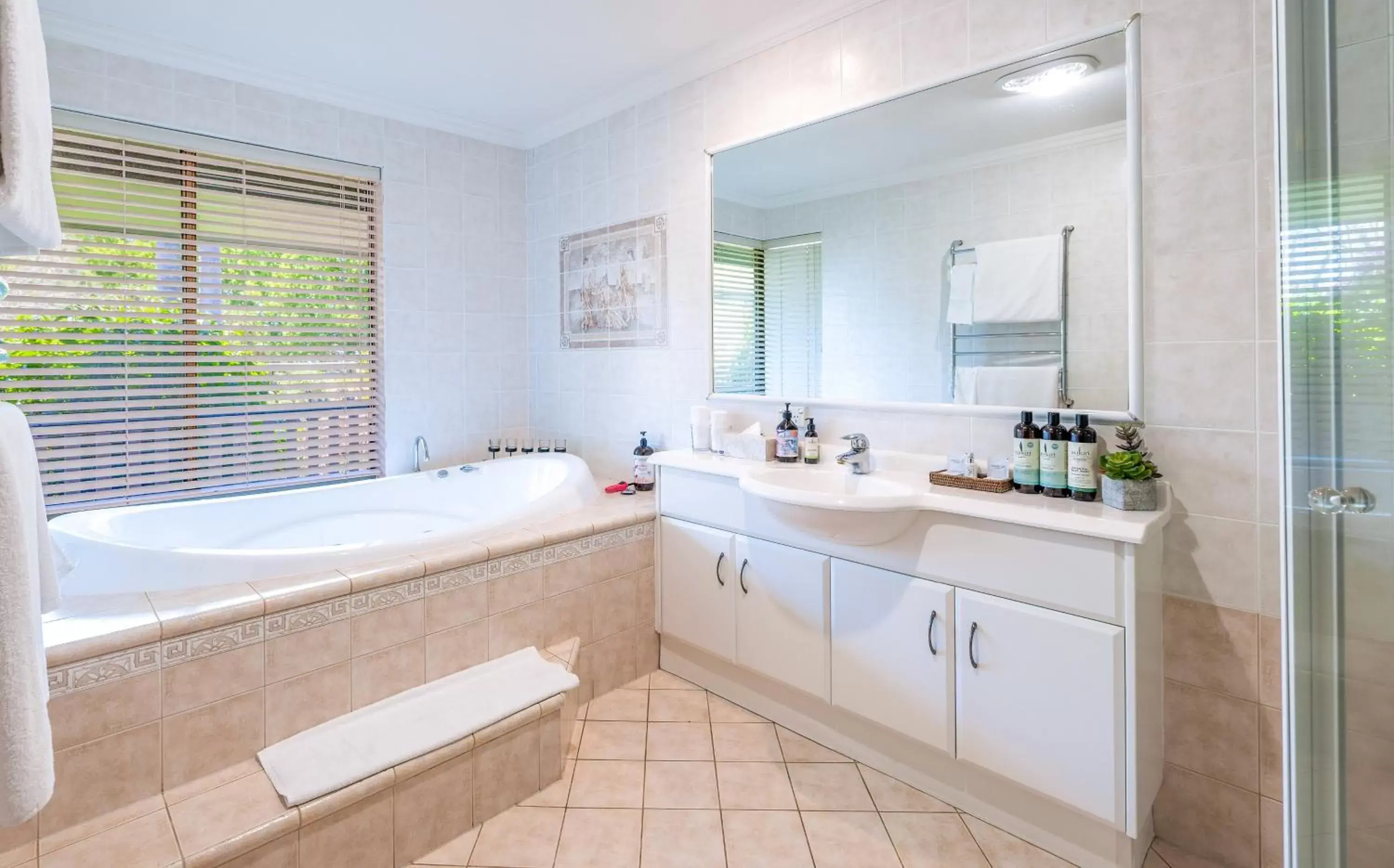 Bathroom in Mountain Sanctuary B&B