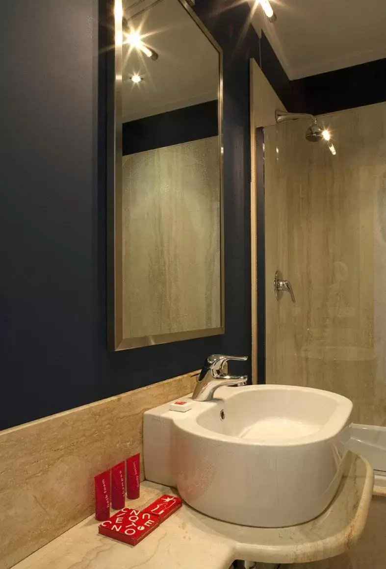 Bathroom in Hotel 500 Firenze