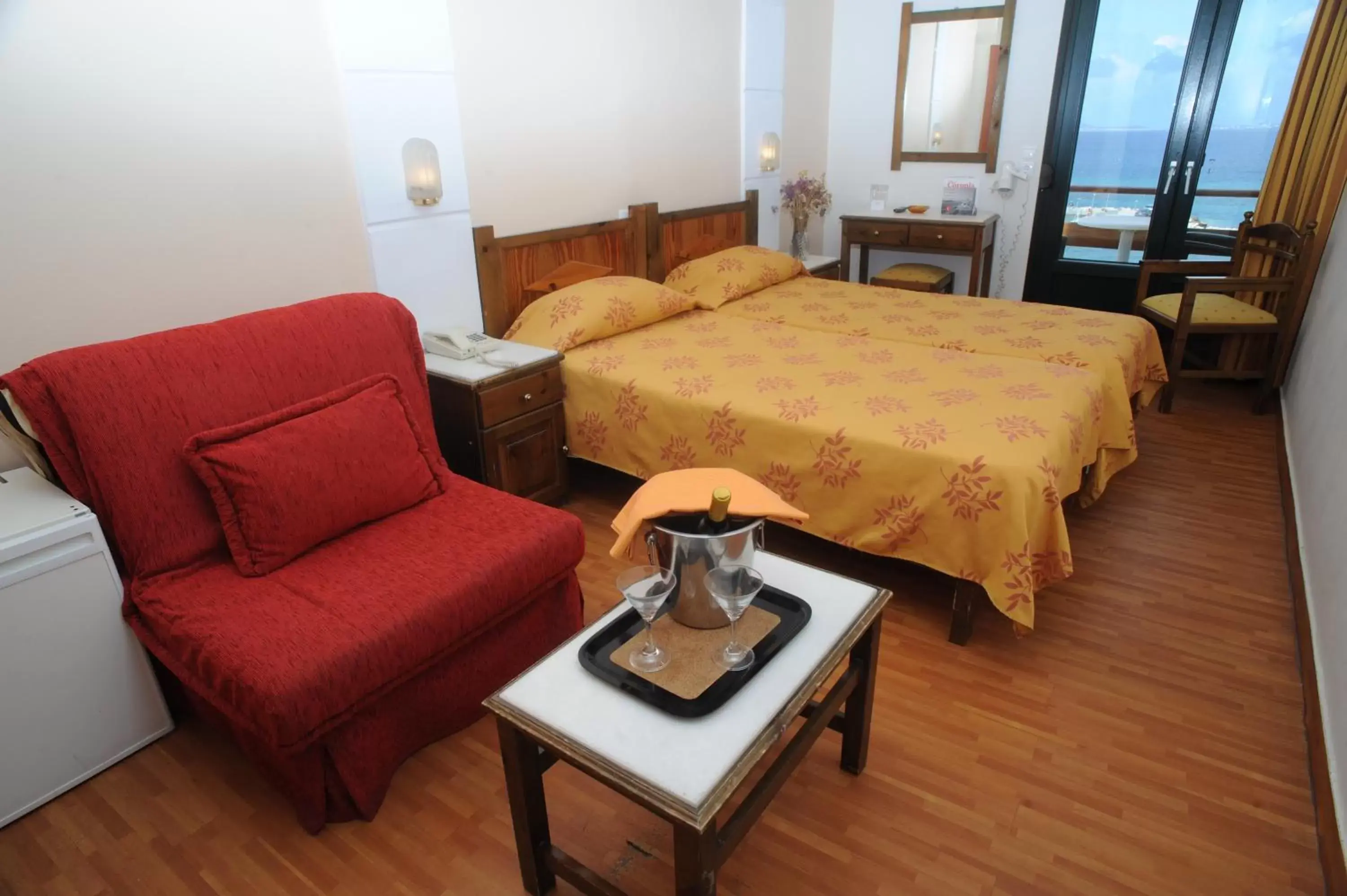 Twin Room with Sofa Bed & Port View in Hotel Coronis Twin Room with Sofa Bed & Port View in Hotel Coronis