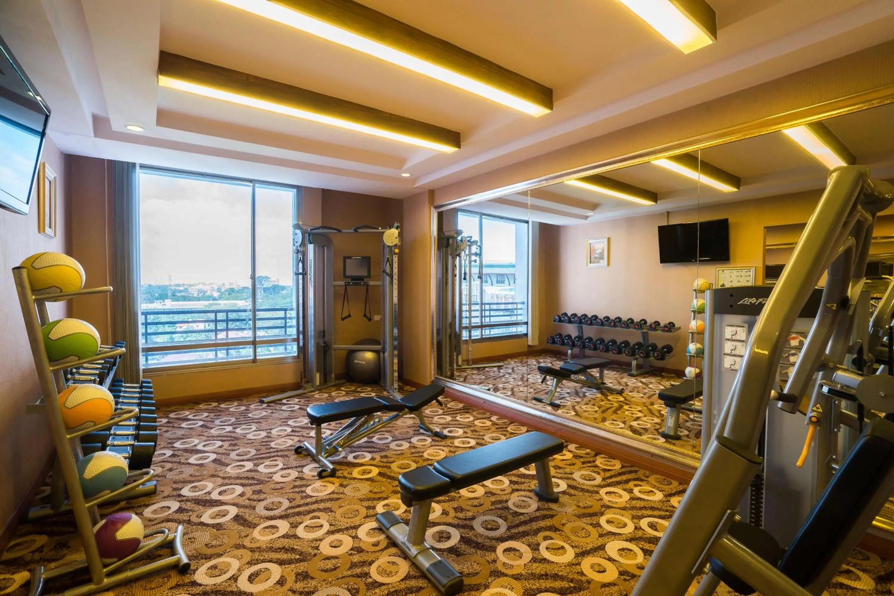 Fitness centre/facilities in Best Western Green Hill Hotel