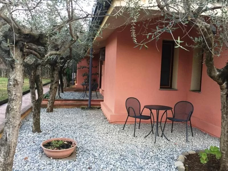 Facade/entrance in Locanda di Alia - b&b hotel -