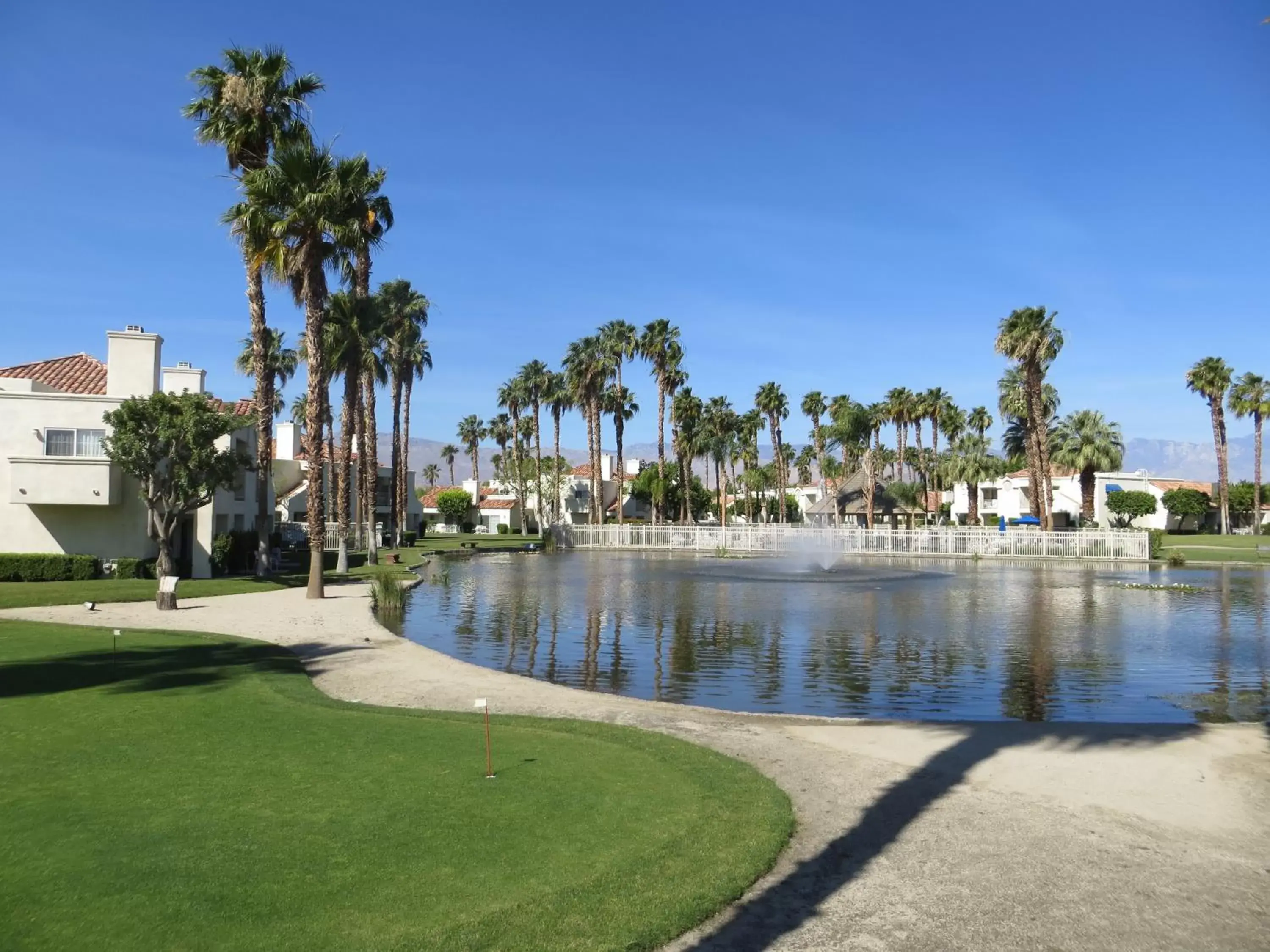 Golfcourse in Desert Breezes Resort