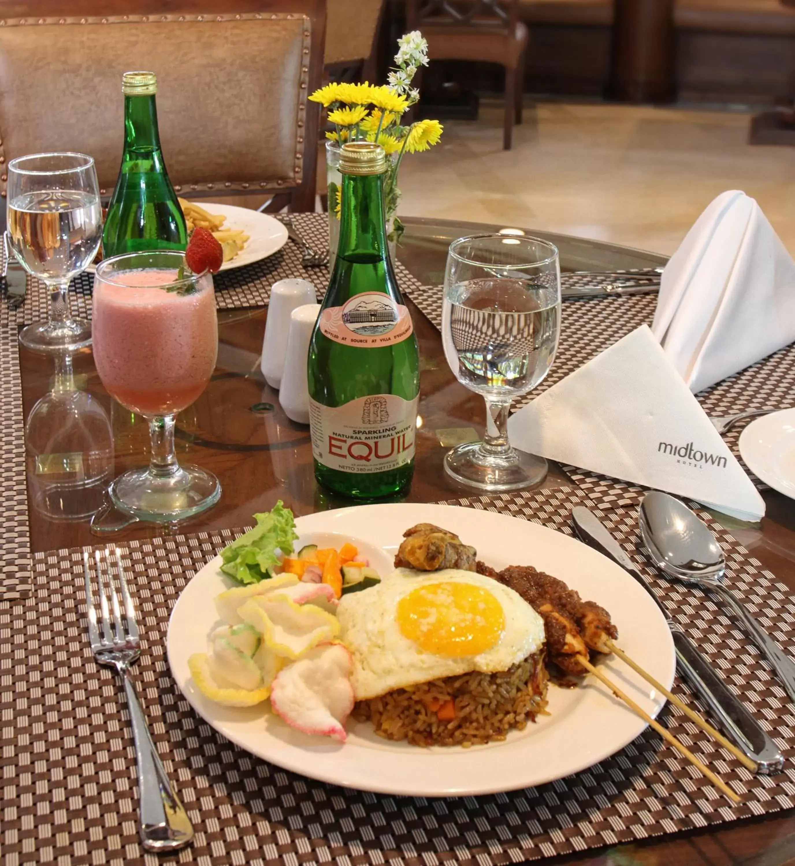 Restaurant/places to eat in Midtown Residence Simatupang Jakarta Restaurant/places to eat in Midtown Residence Simatupang Jakarta