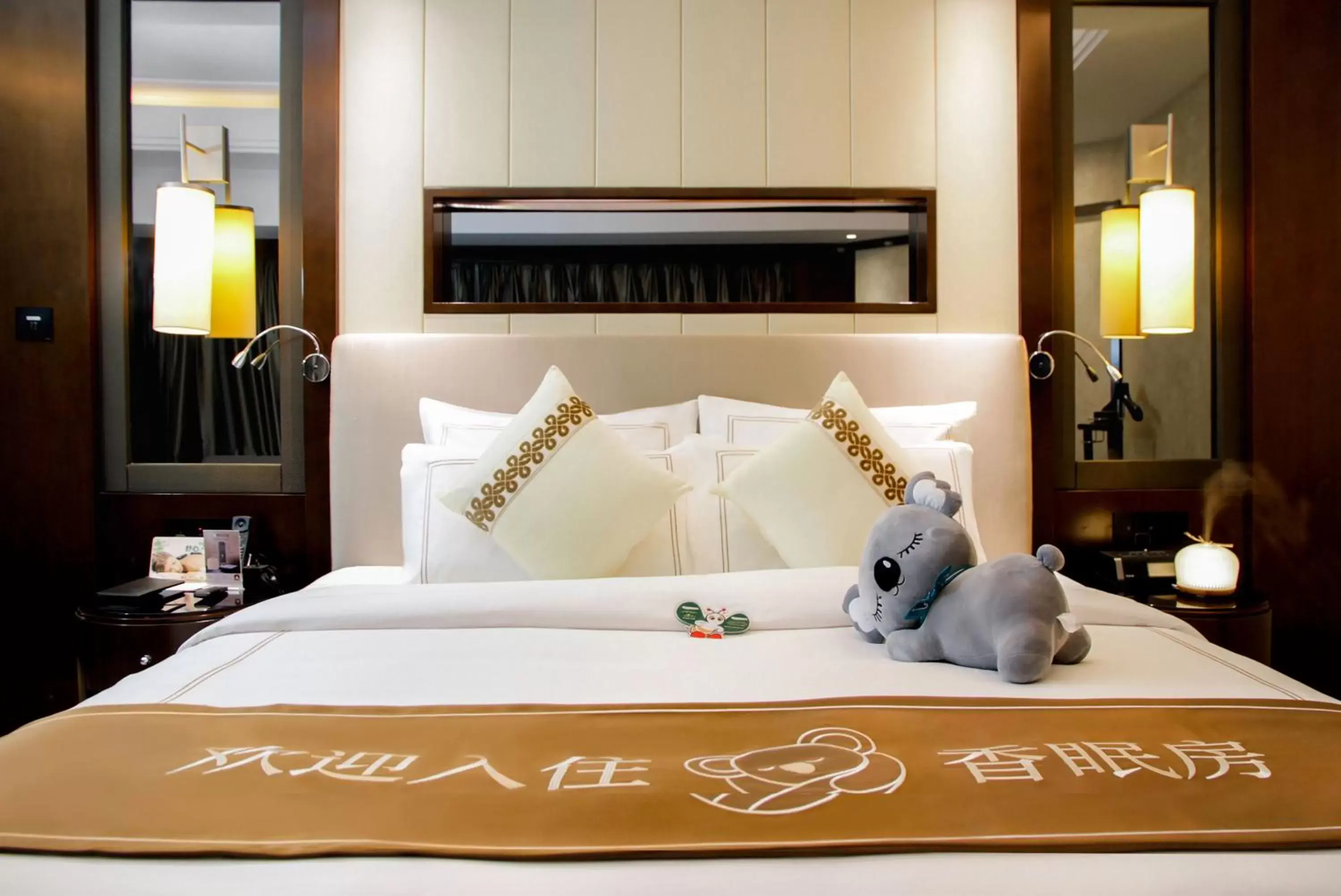 Bed in The Pavilion Hotel Shenzhen (Huaqiang NorthBusiness Zone)