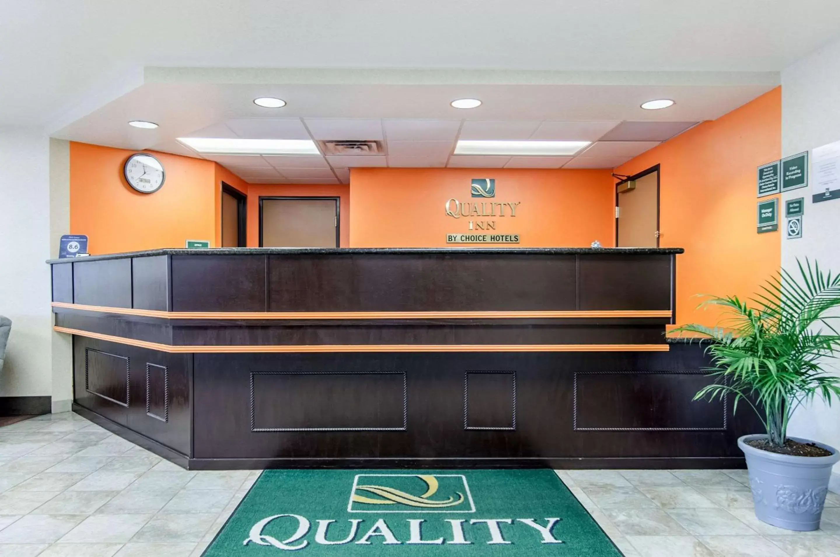 Lobby or reception, Lobby/Reception in Quality Inn Junction City near Fort Riley