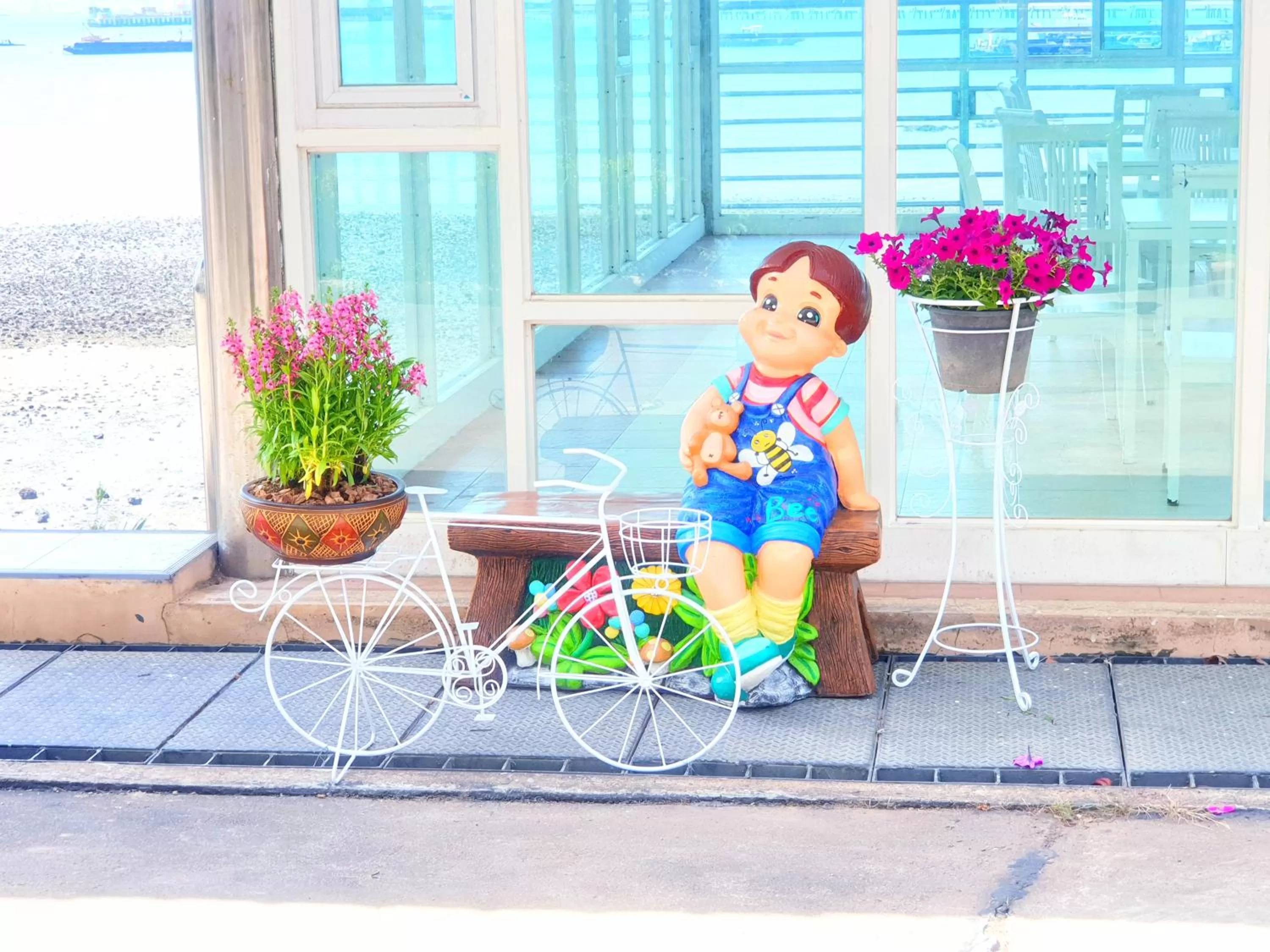 Inner courtyard view in โรงแรม ชาโตว์วิสต้า