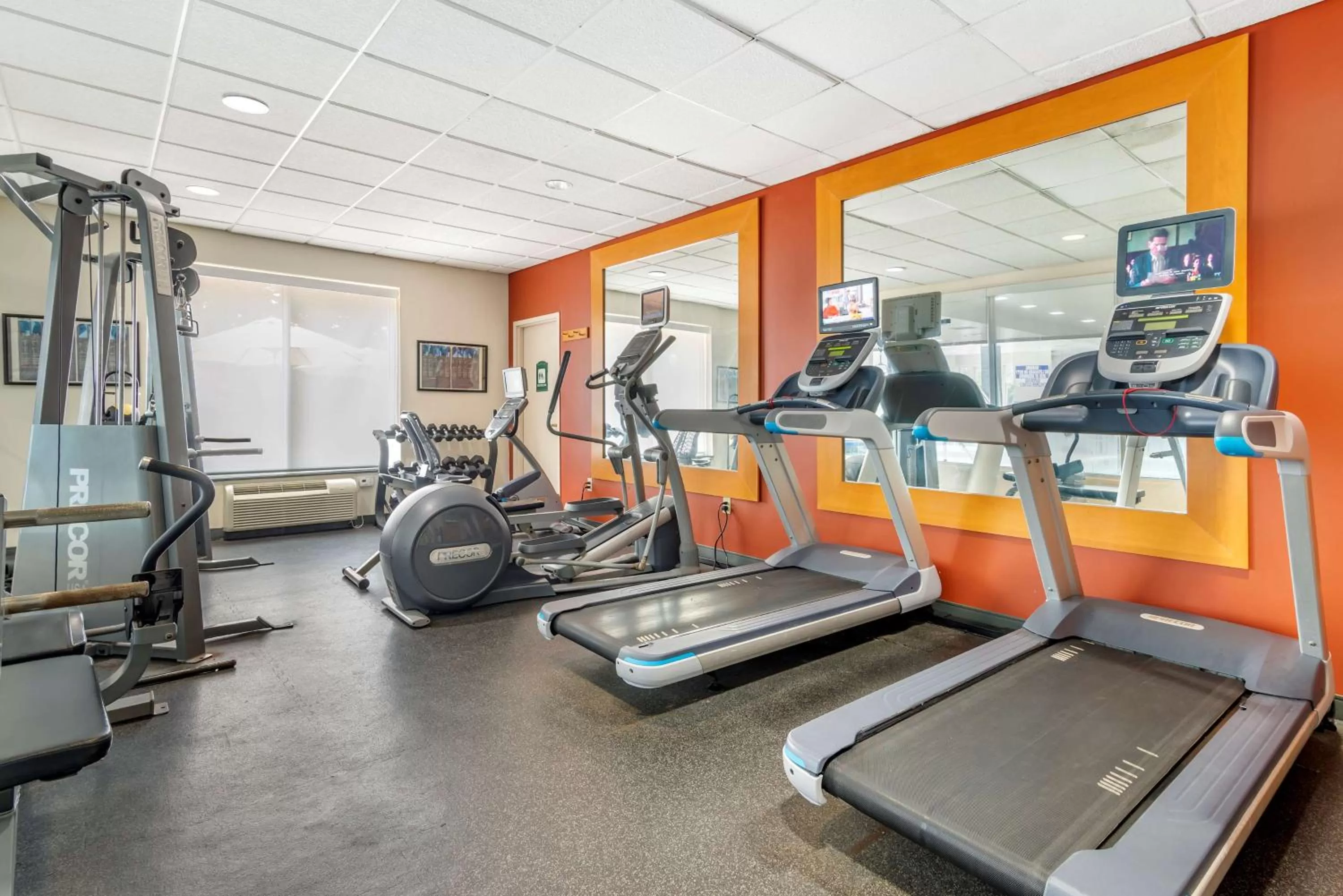 Fitness centre/facilities in Hilton Garden Inn Atlanta Northeast/Gwinnett Sugarloaf