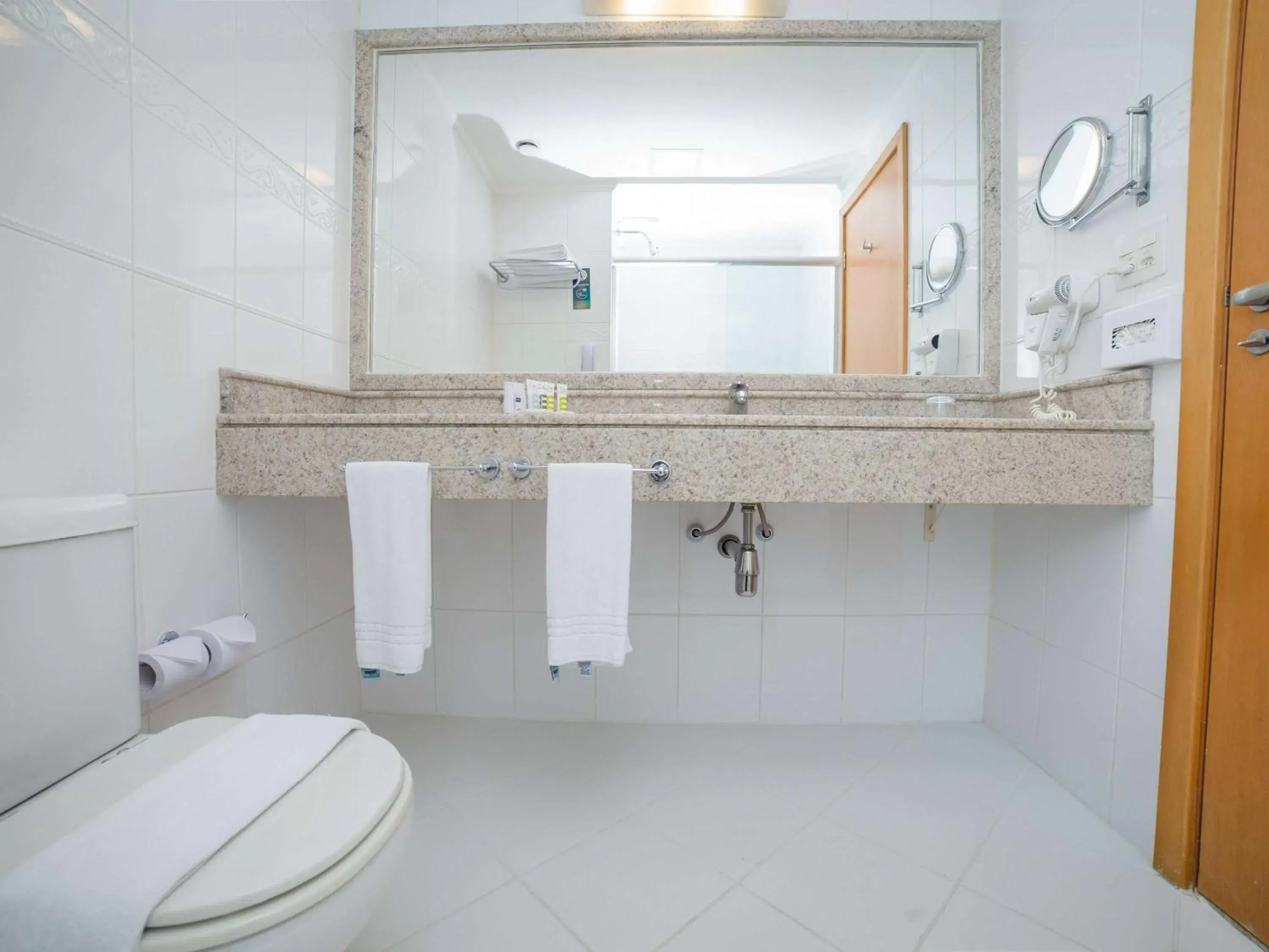 Photo of the whole room, Bathroom in Bristol Santo André ABC São Paulo