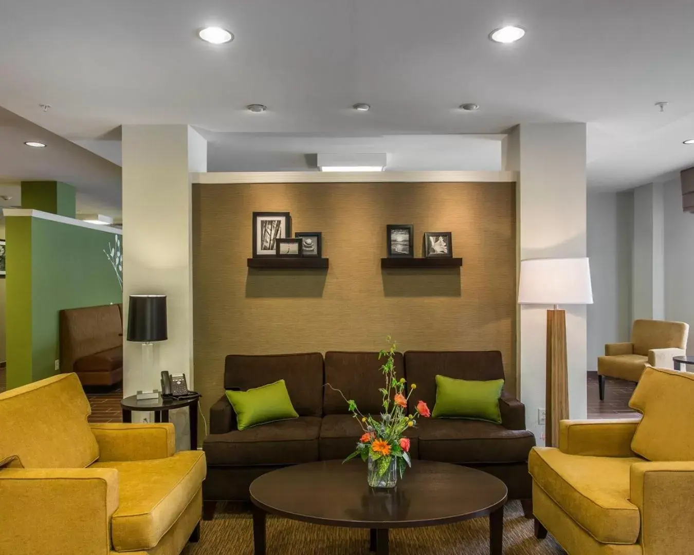 Communal lounge/ TV room, Lobby/Reception in Sleep Inn & Suites Dayton