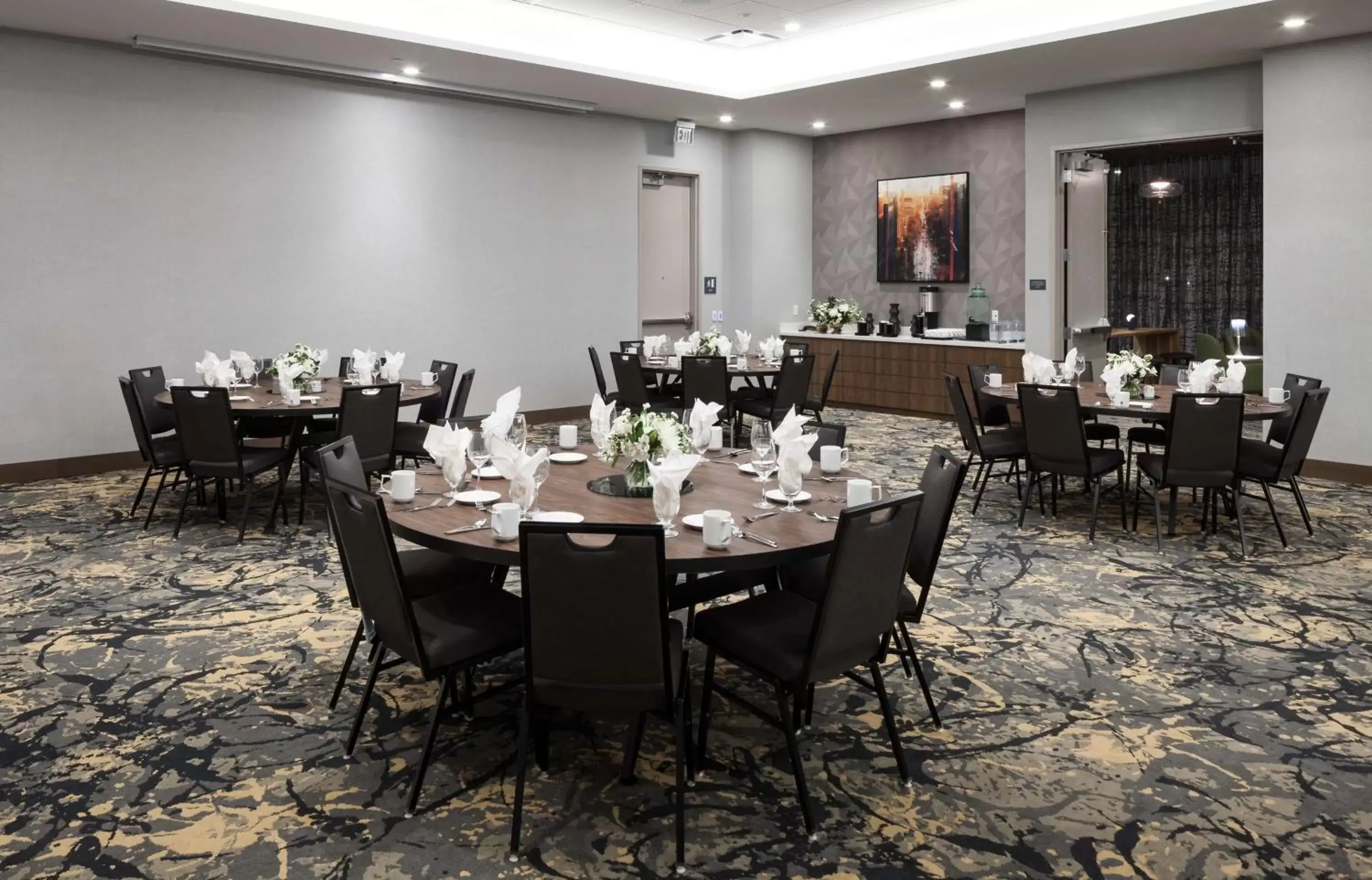 Meeting/conference room, Restaurant/Places to Eat in Hilton Garden Inn Madison Downtown, WI