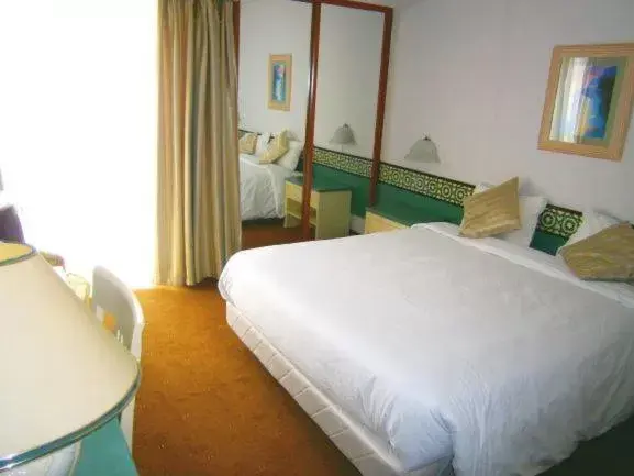 Bed in Hotel Cristal Caldas