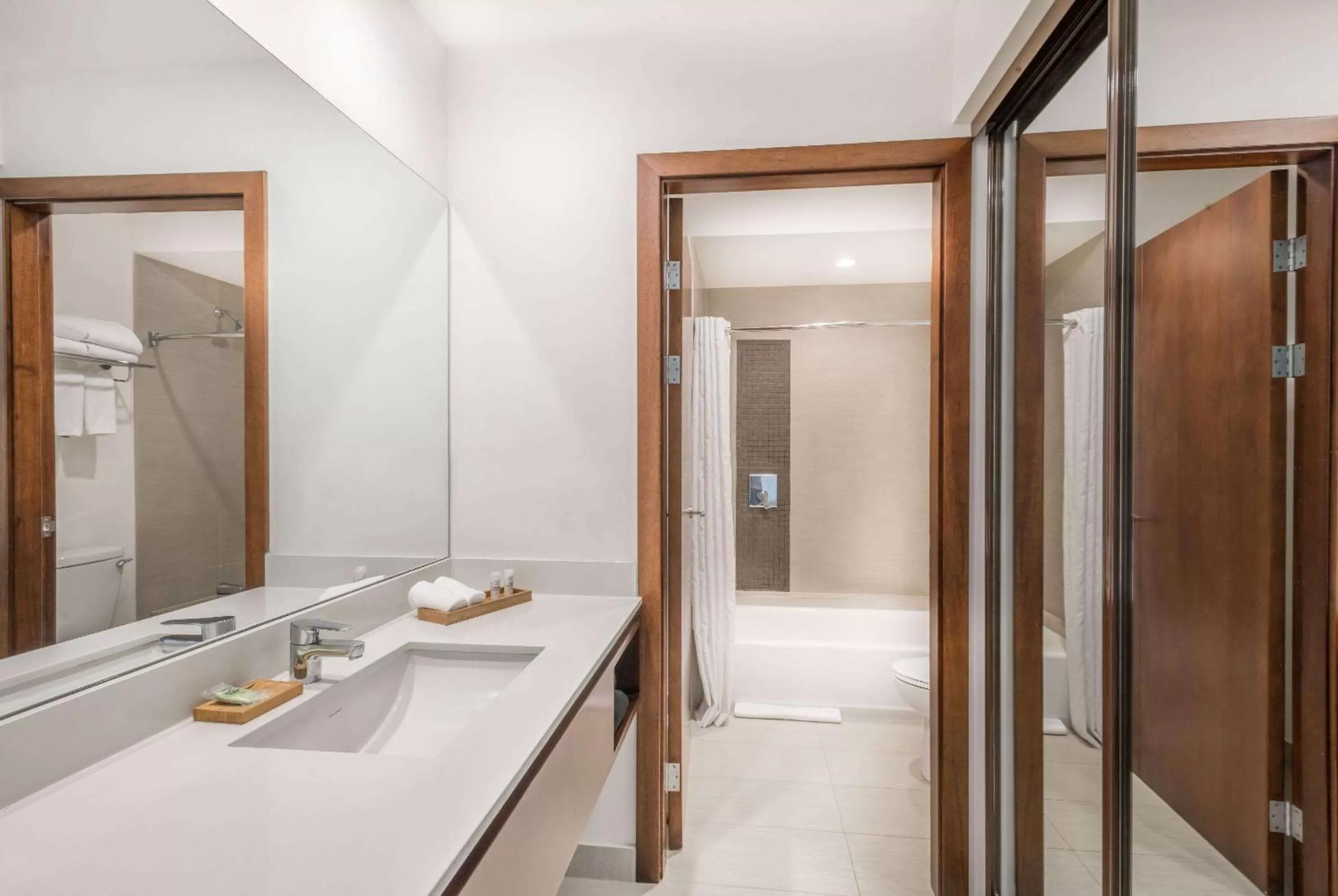 Bathroom in Wyndham Garden San Jose Escazu, Costa Rica