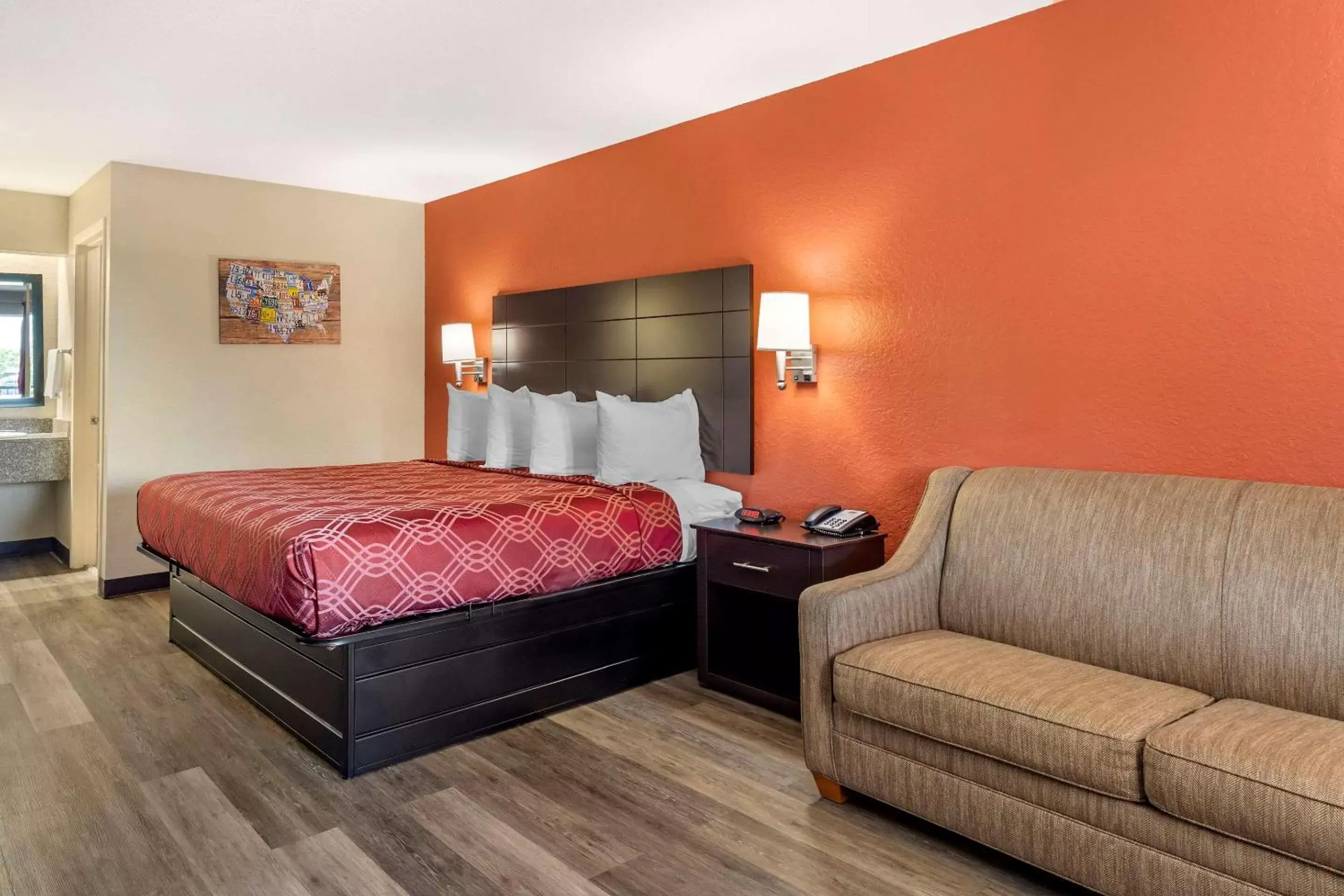 Photo of the whole room, Room Photo in Econo Lodge Near Lackland Air Force Base-SeaWorld