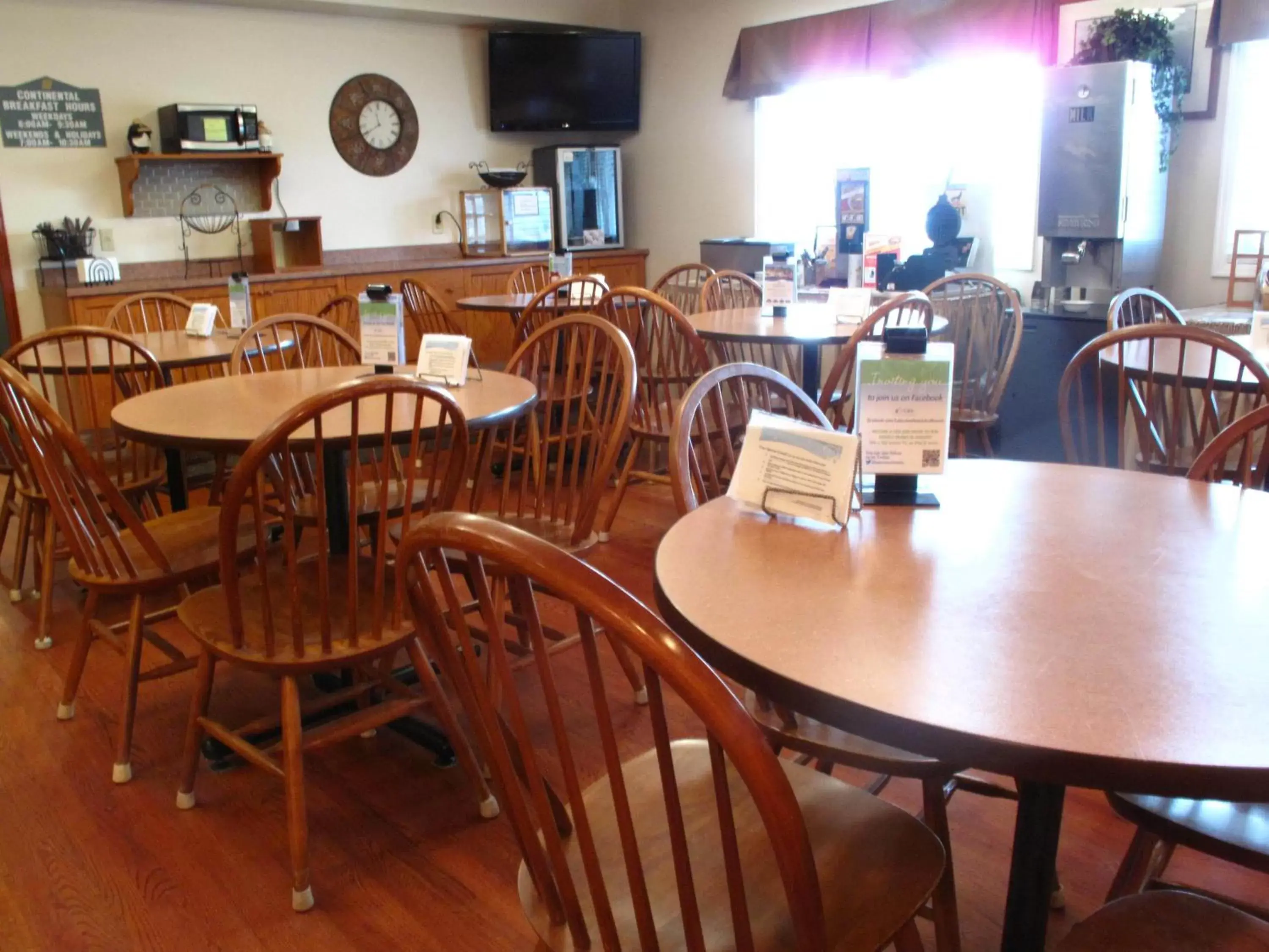 Restaurant/places to eat in Coastal Inn Halifax - Bayers Lake Restaurant/places to eat in Coastal Inn Halifax - Bayers Lake