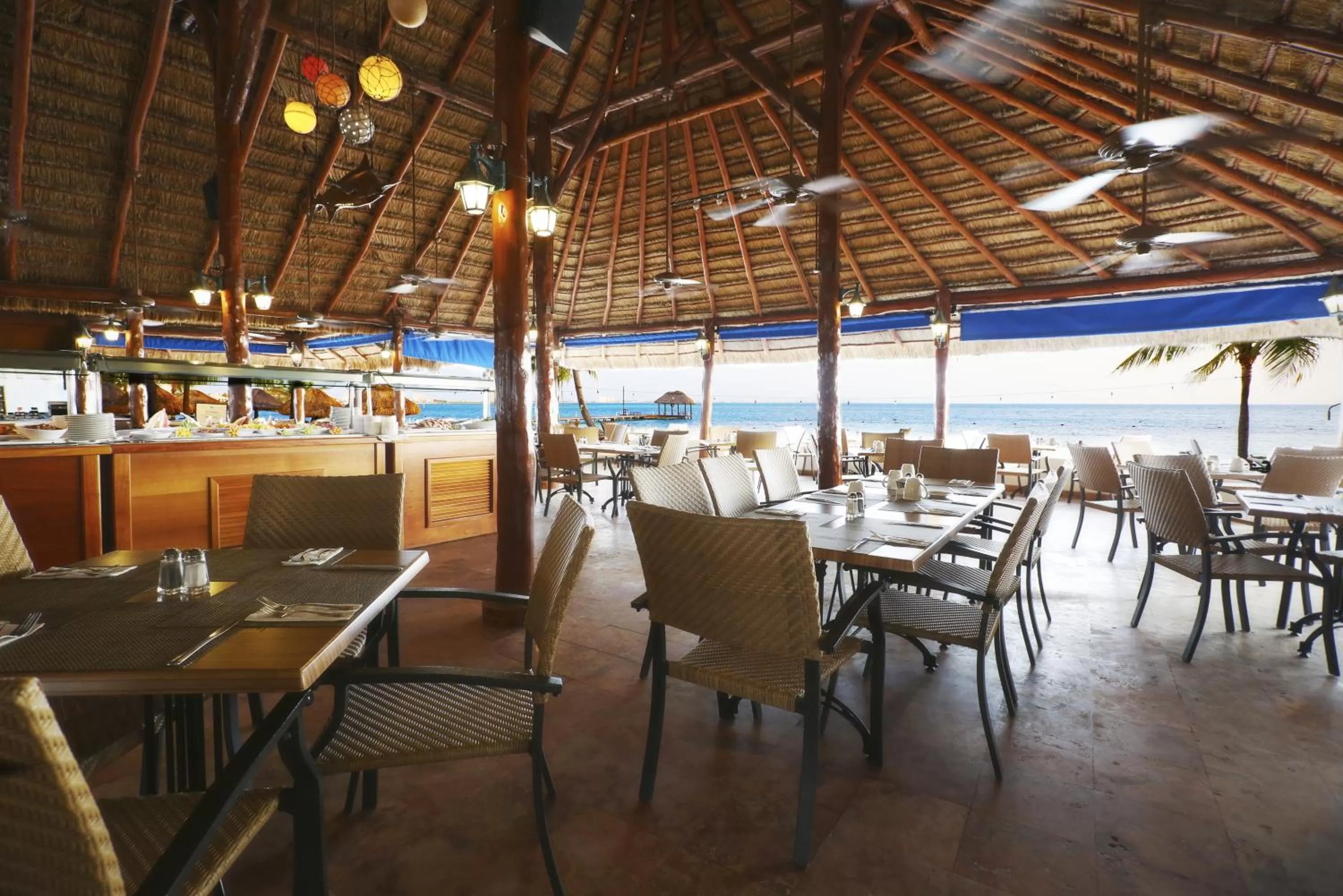 Restaurant/places to eat in The Royal Cancun All Villas Resort
