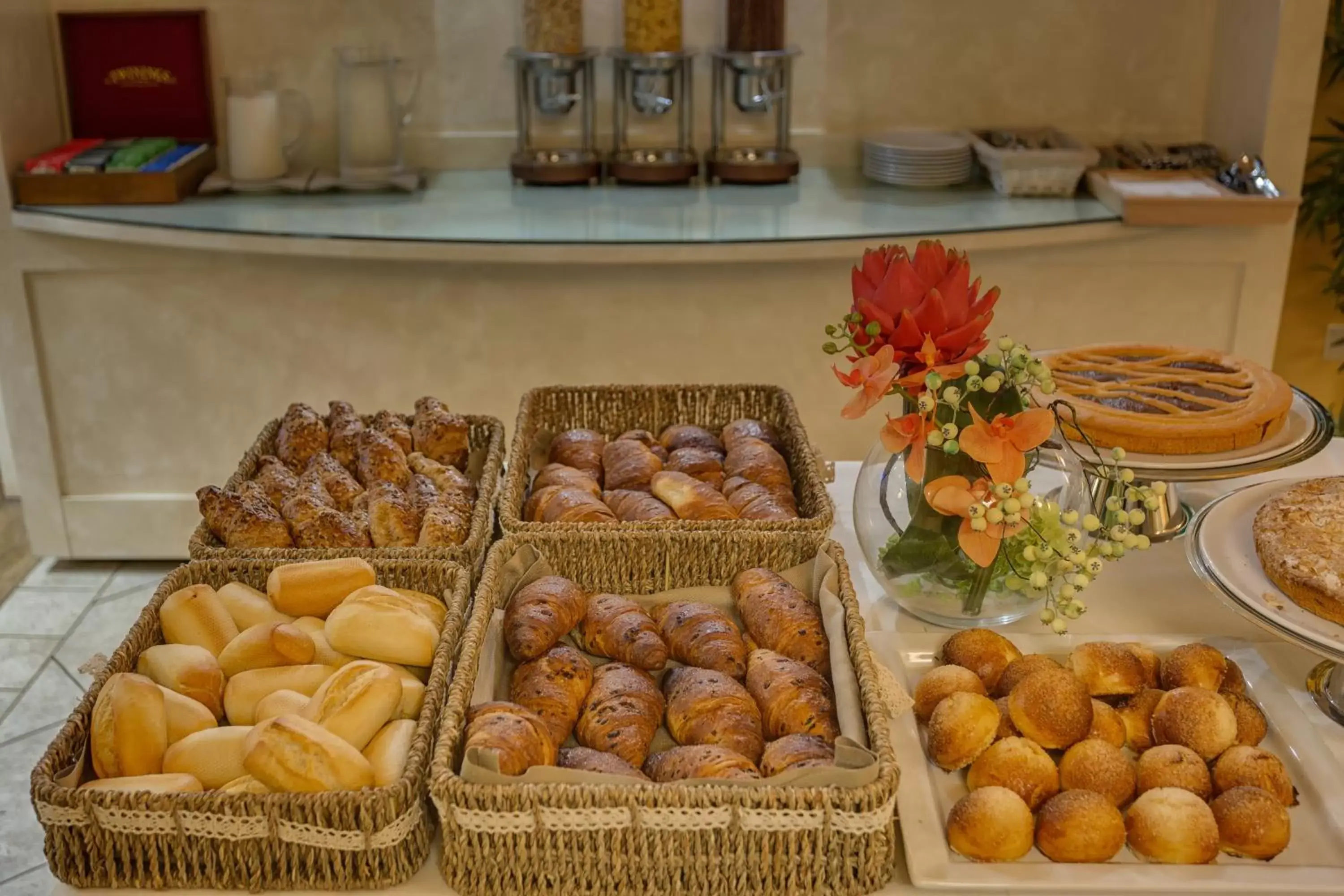 Food and drinks in Albergo Chiusarelli Food and drinks in Albergo Chiusarelli