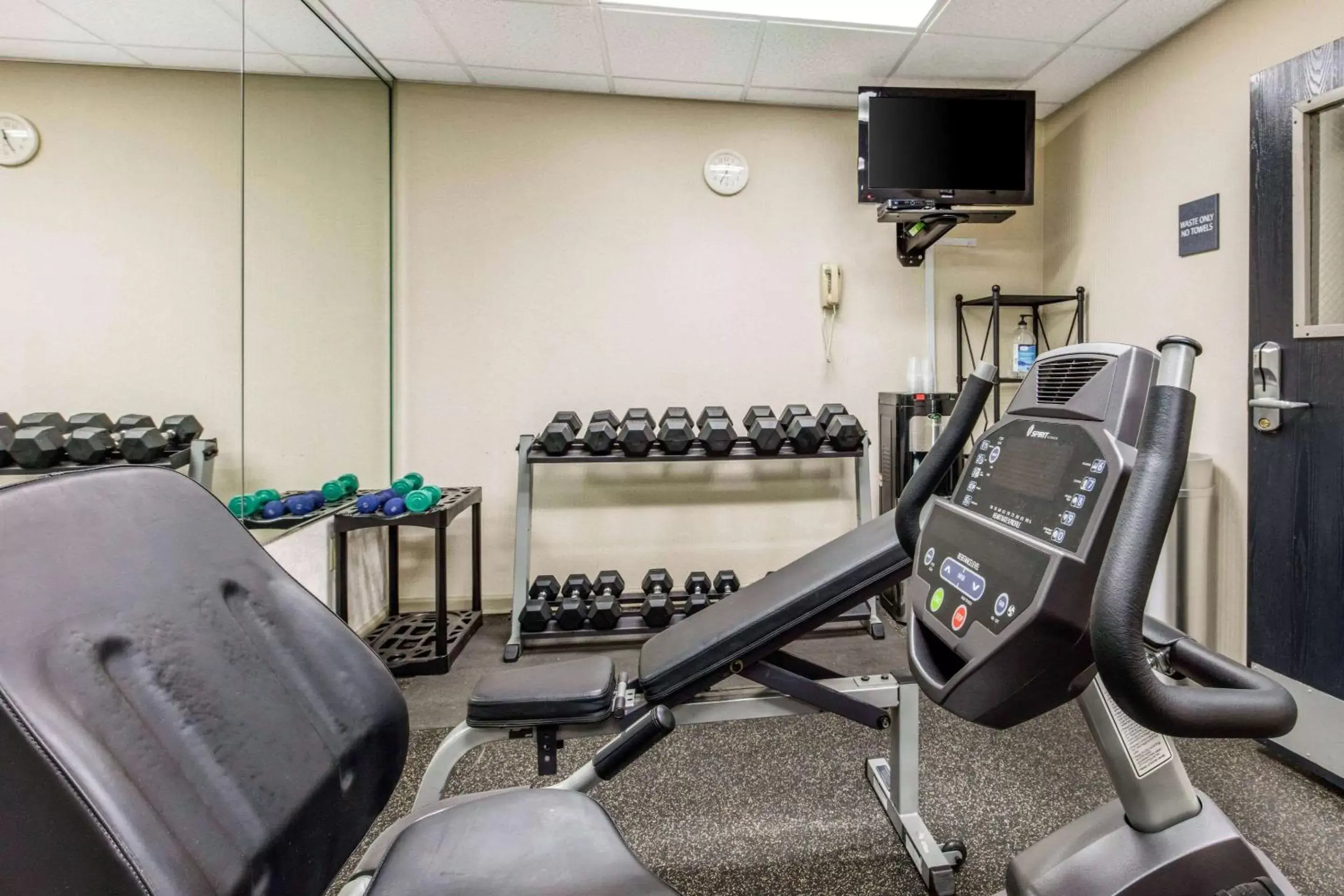 Fitness centre/facilities, Fitness Center/Facilities in Quality Inn Airport I-240