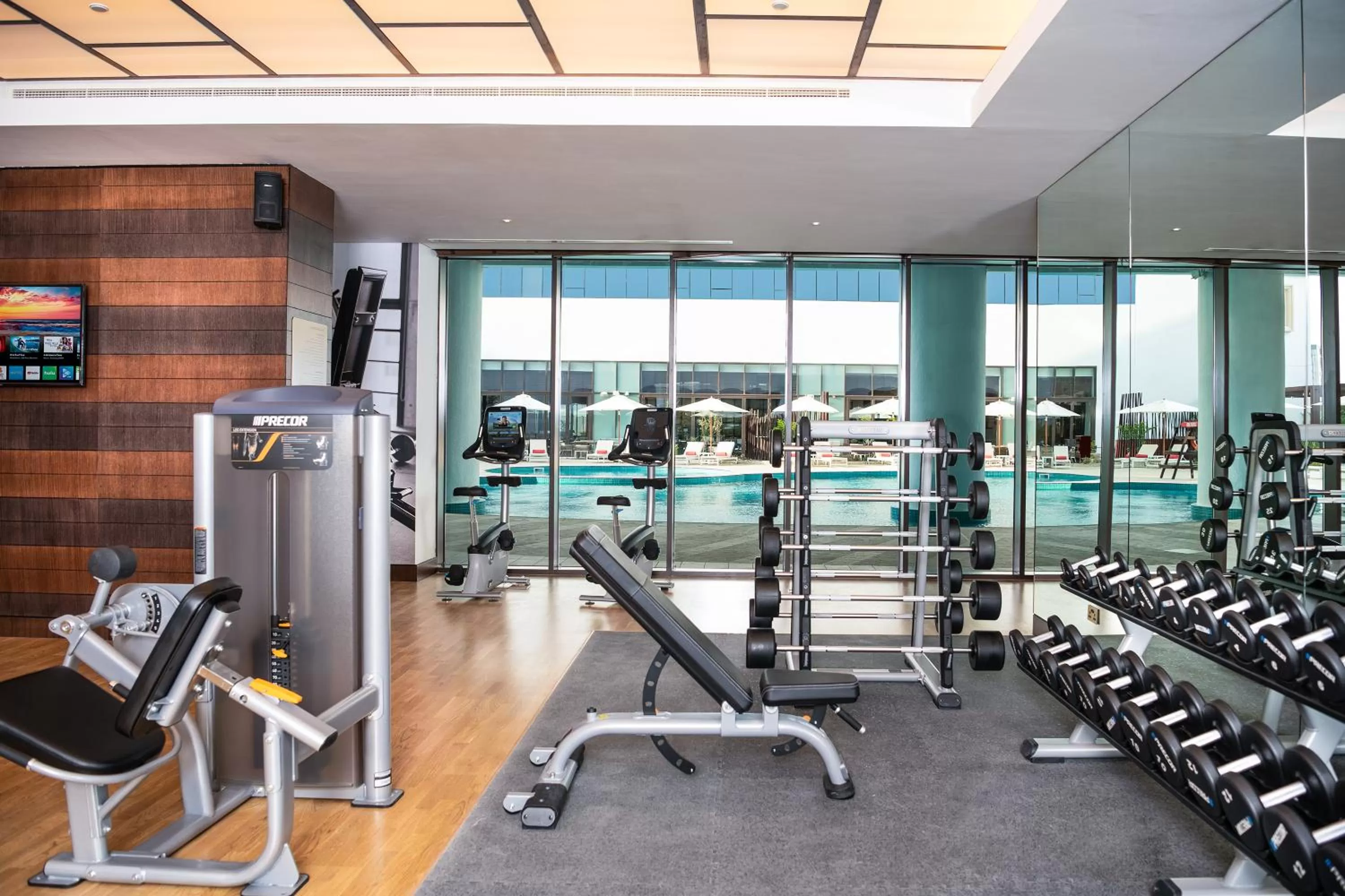 Fitness centre/facilities in Al Jaddaf Rotana Suite Hotel