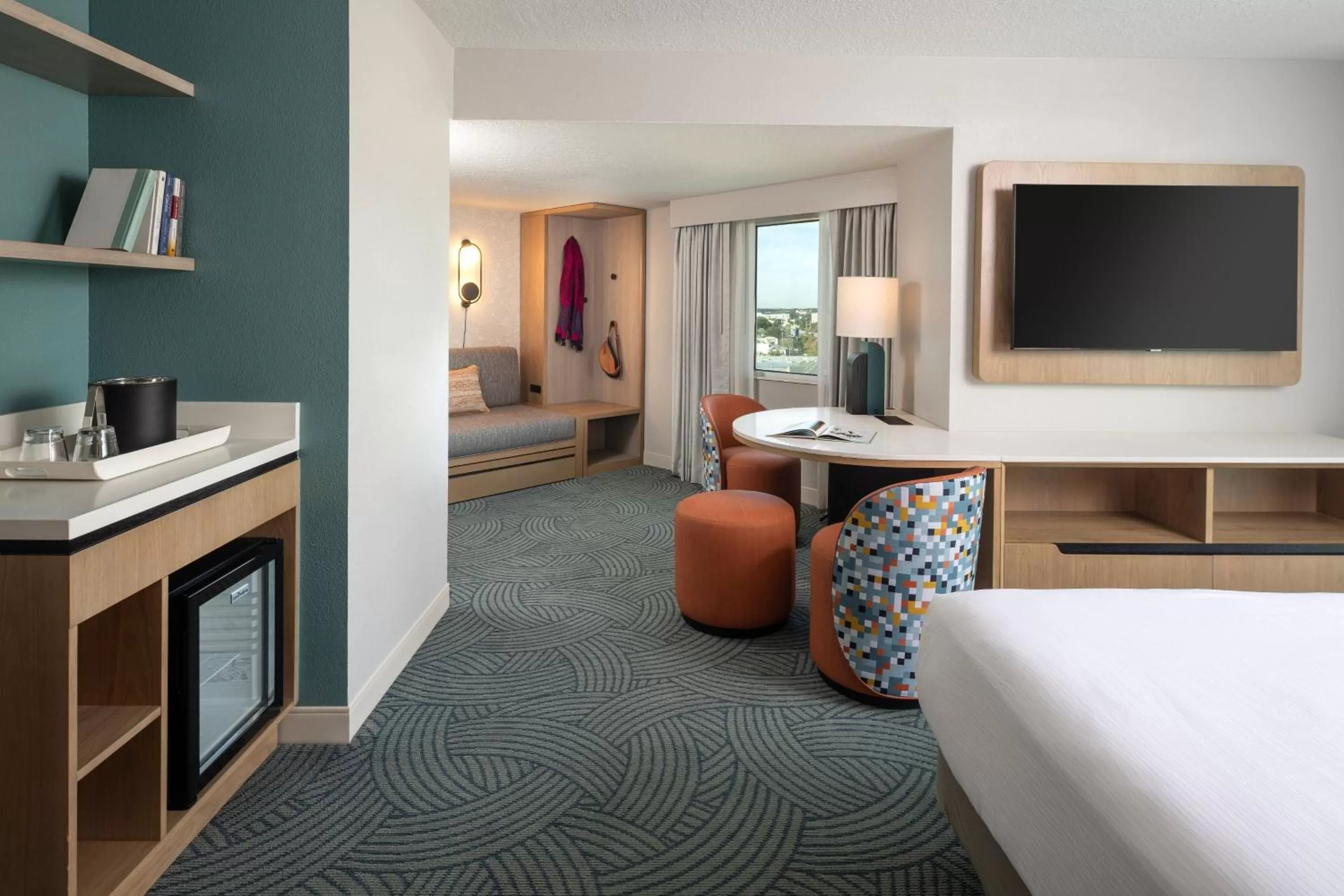 Bedroom, Bed in Hotel Landy Orlando Universal Blvd, a Tribute Portfolio Hotel